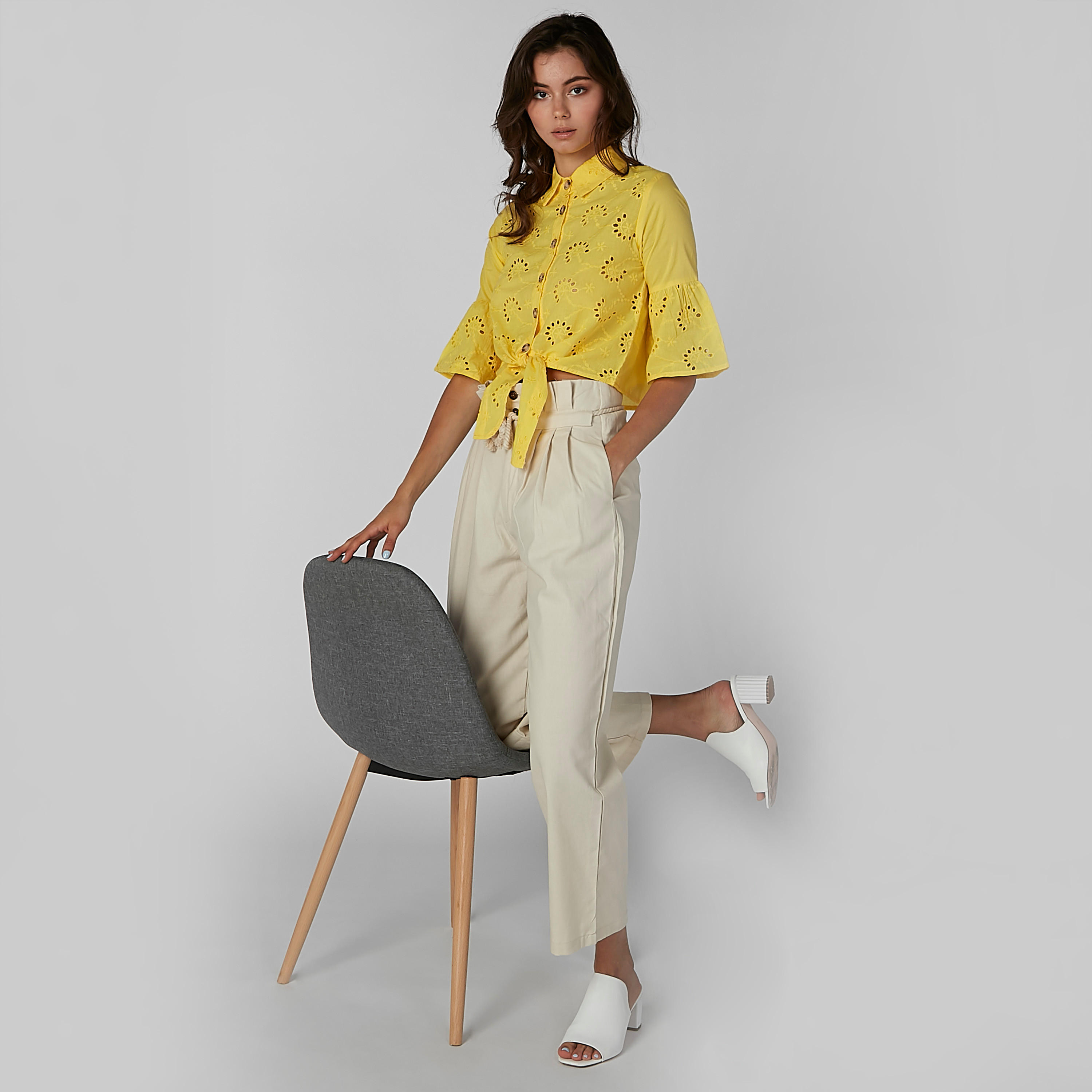 قميص شيفلي قصير بأكمام قصيرة وأربطة-women-clothing-shirtsandblouses-shirts-image-5