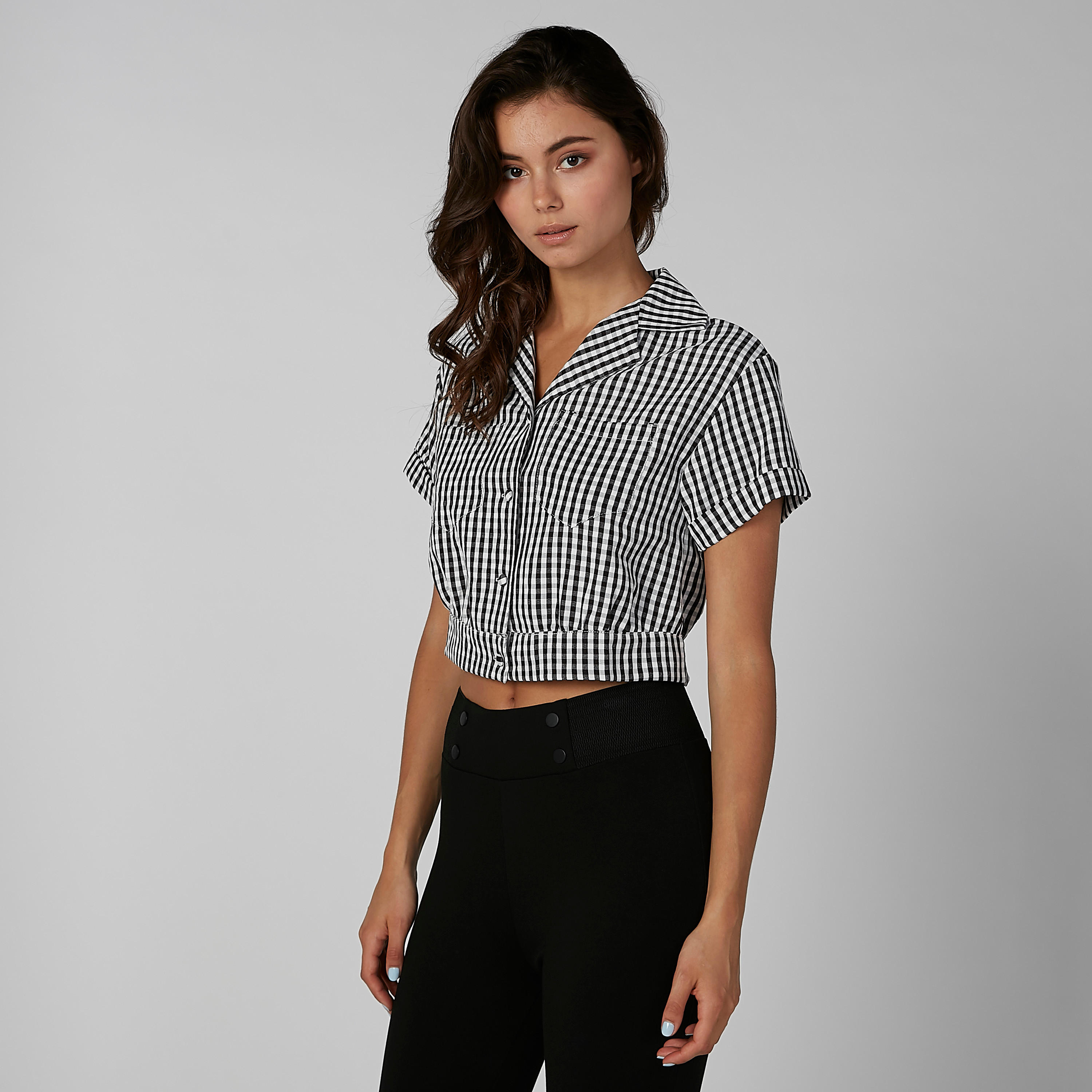 قميص كاروهات قصير بأكمام قصيرة-women-clothing-shirtsandblouses-shirts-image-1