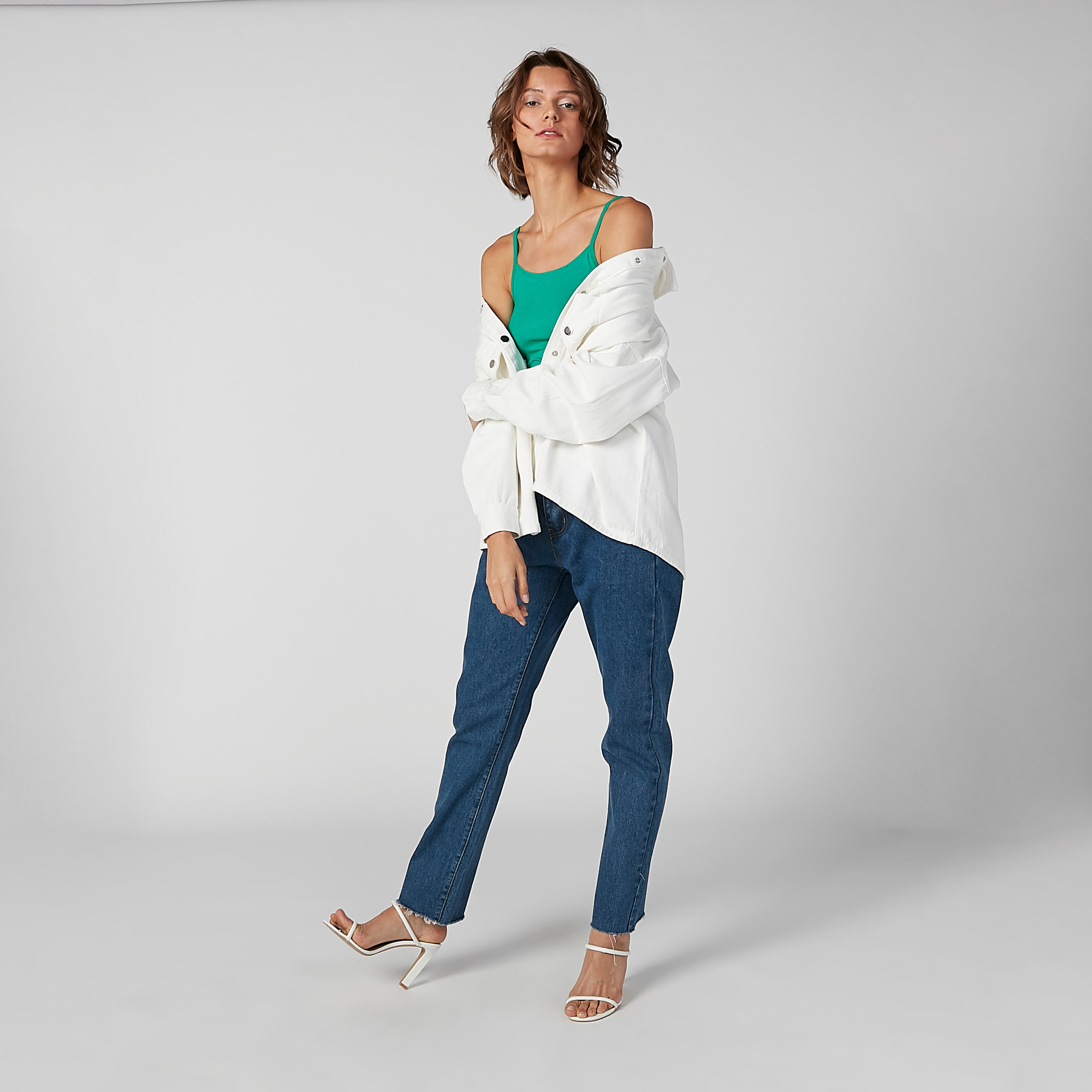 بنطلون جينز بطبعات وخصر مطّاطي متوسط الارتفاع وجيوب من تو إكستريمز-women-clothing-bottoms-jeans-image-2