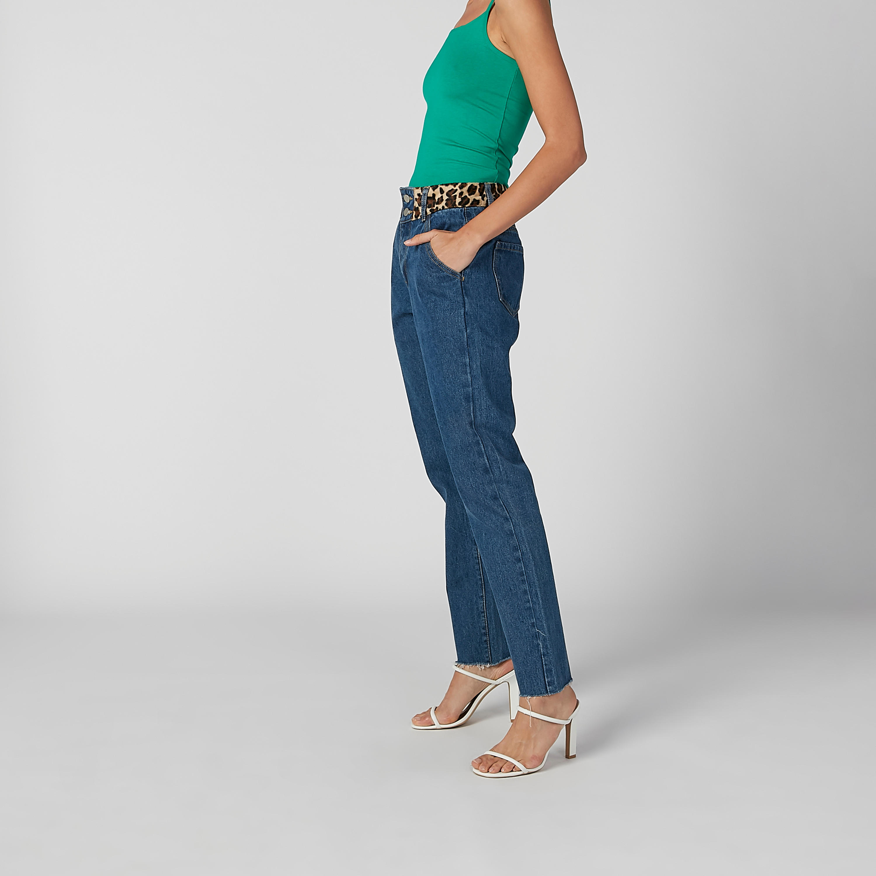 بنطلون جينز بطبعات وخصر مطّاطي متوسط الارتفاع وجيوب من تو إكستريمز-women-clothing-bottoms-jeans-image-6