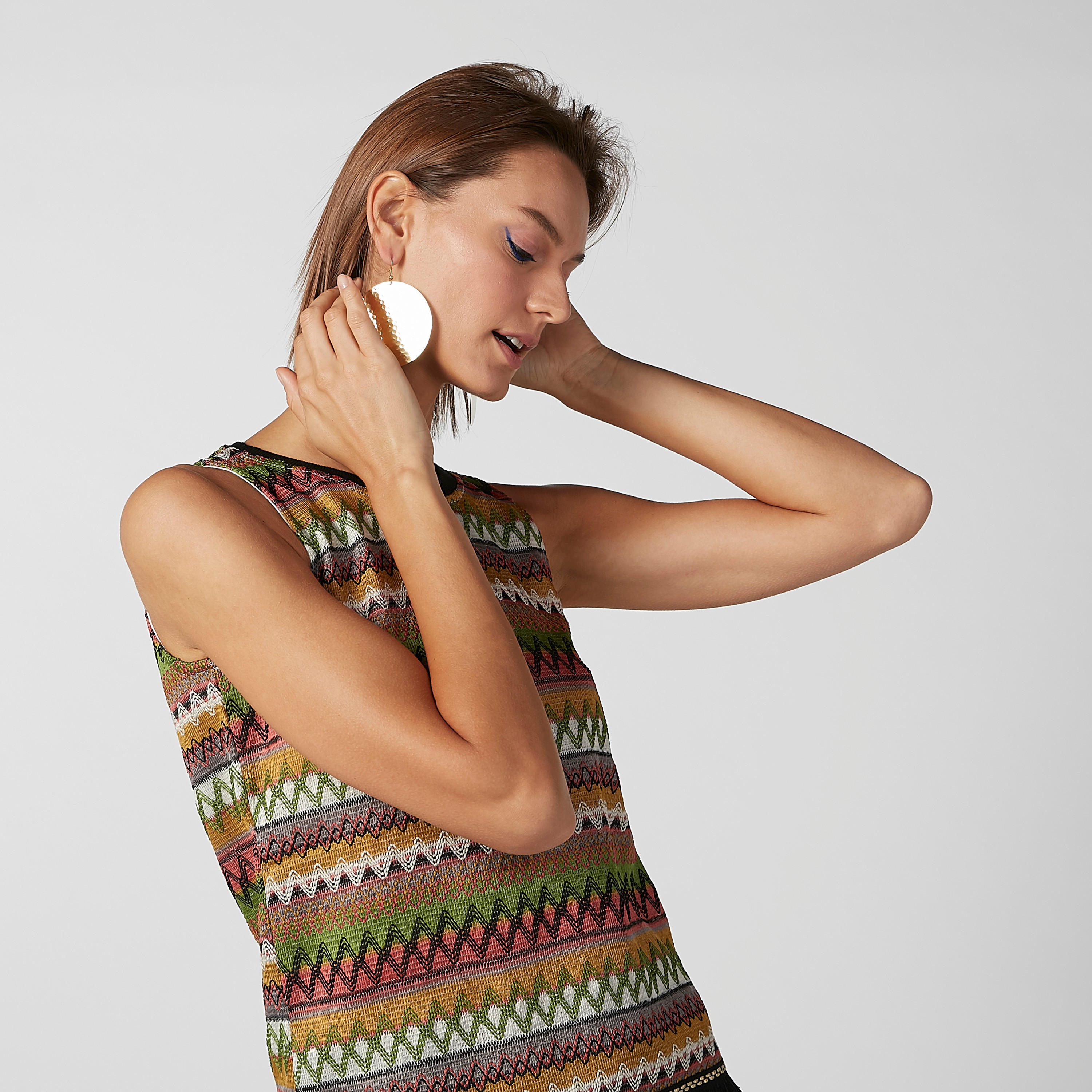 تيشيرت مقلّم دون أكمام بياقة مستديرة-women-clothing-tshirts-image-4