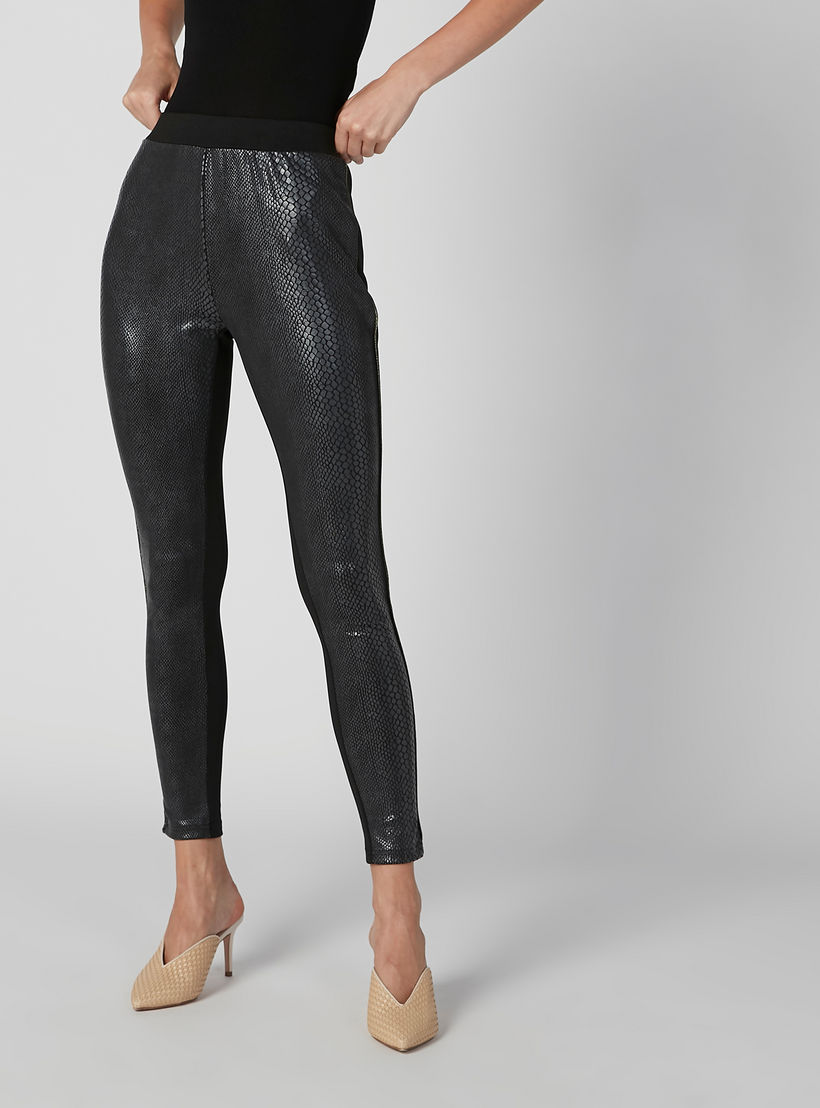بنطال بارز الملمس بقصّة سكيني وخصر مطّاطي مرن-women-clothing-bottoms-trousers-image-4