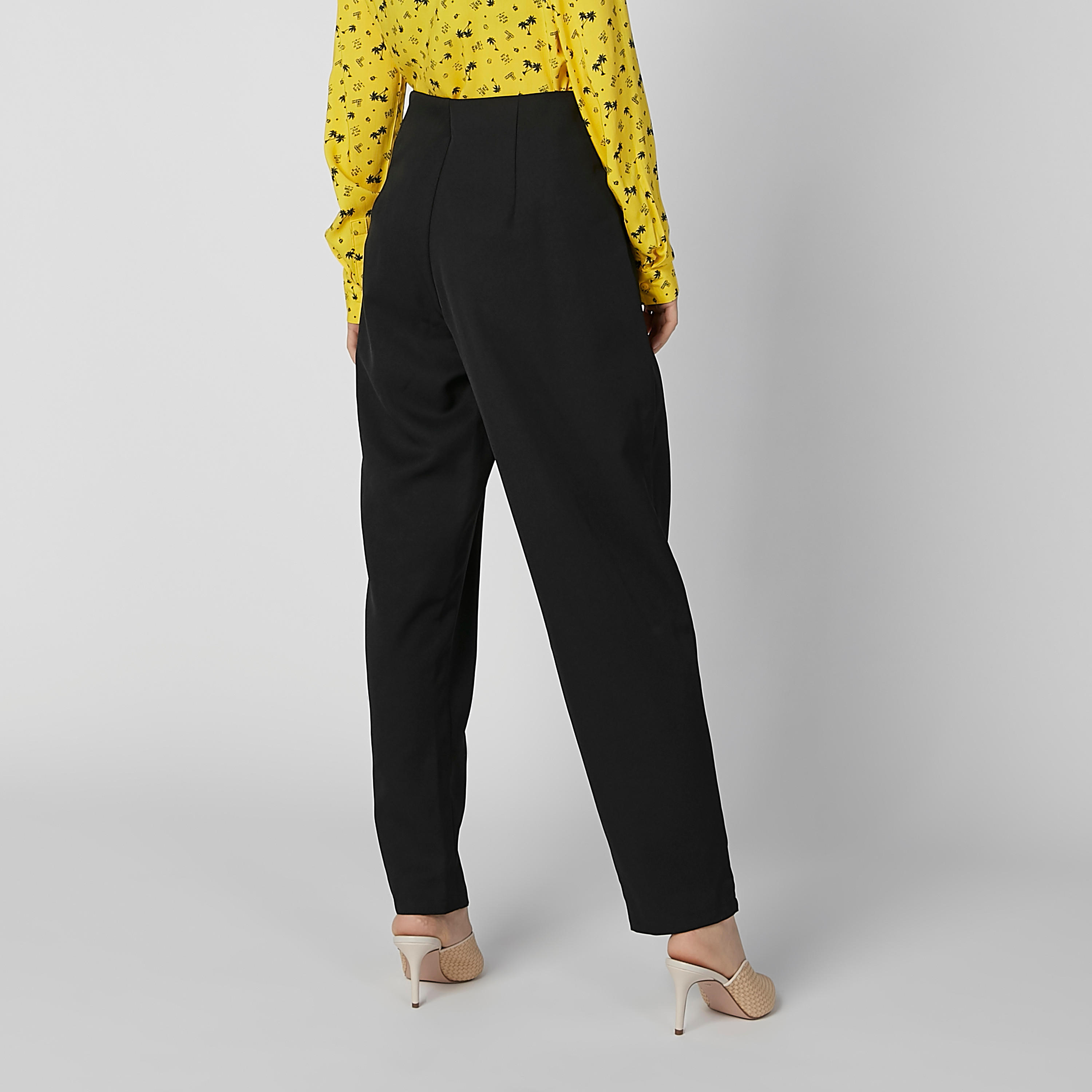 بنطال سادة بخصر متوسط الارتفاع وإبزيم إغلاق بدبوس-women-clothing-bottoms-trousers-image-2