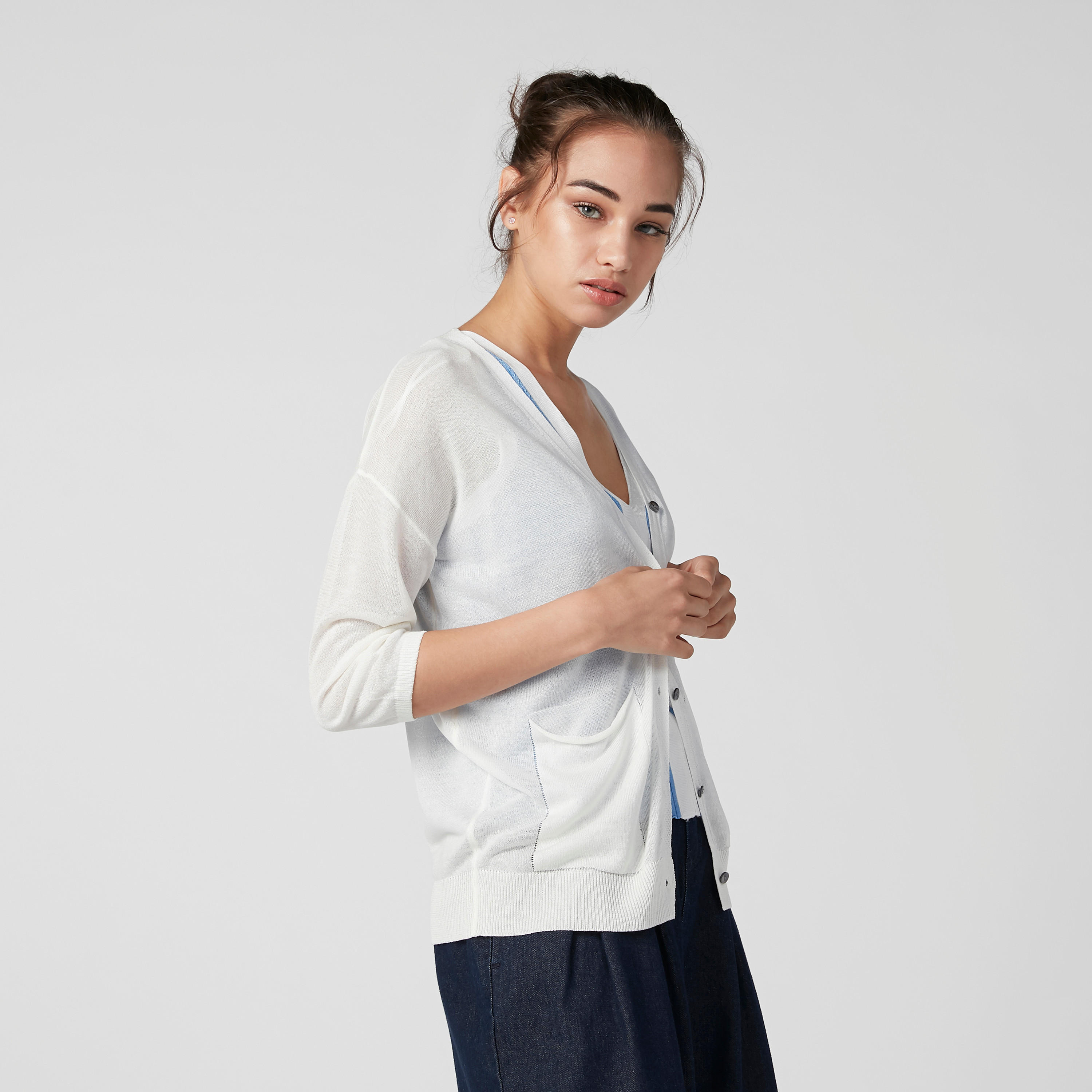 كارديجان بارز الملمس بأكمام 3/4 وجيوب-women-winterwear-cardigansandjumpers-cardigans-image-1