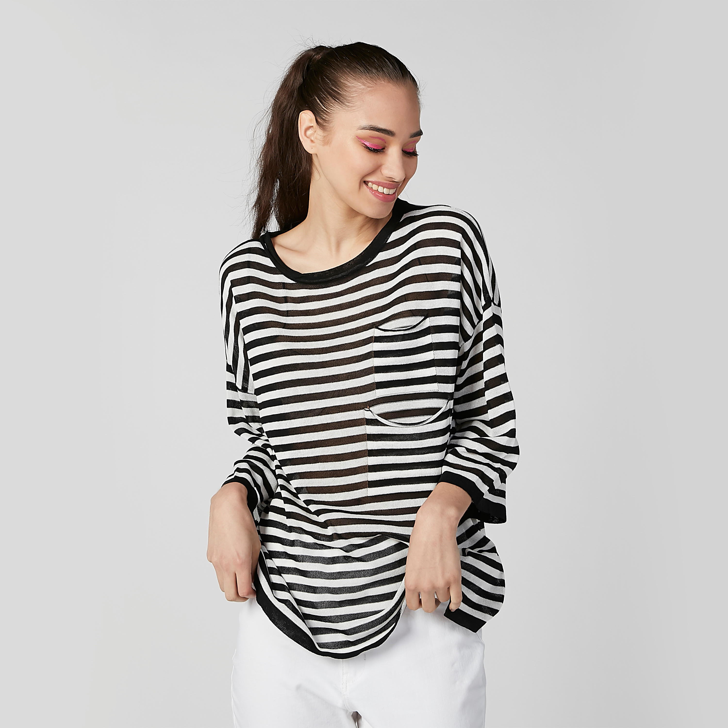 تيشيرت مقلّم بياقة مستديرة وأكمام 3/4-women-clothing-tshirts-image-1