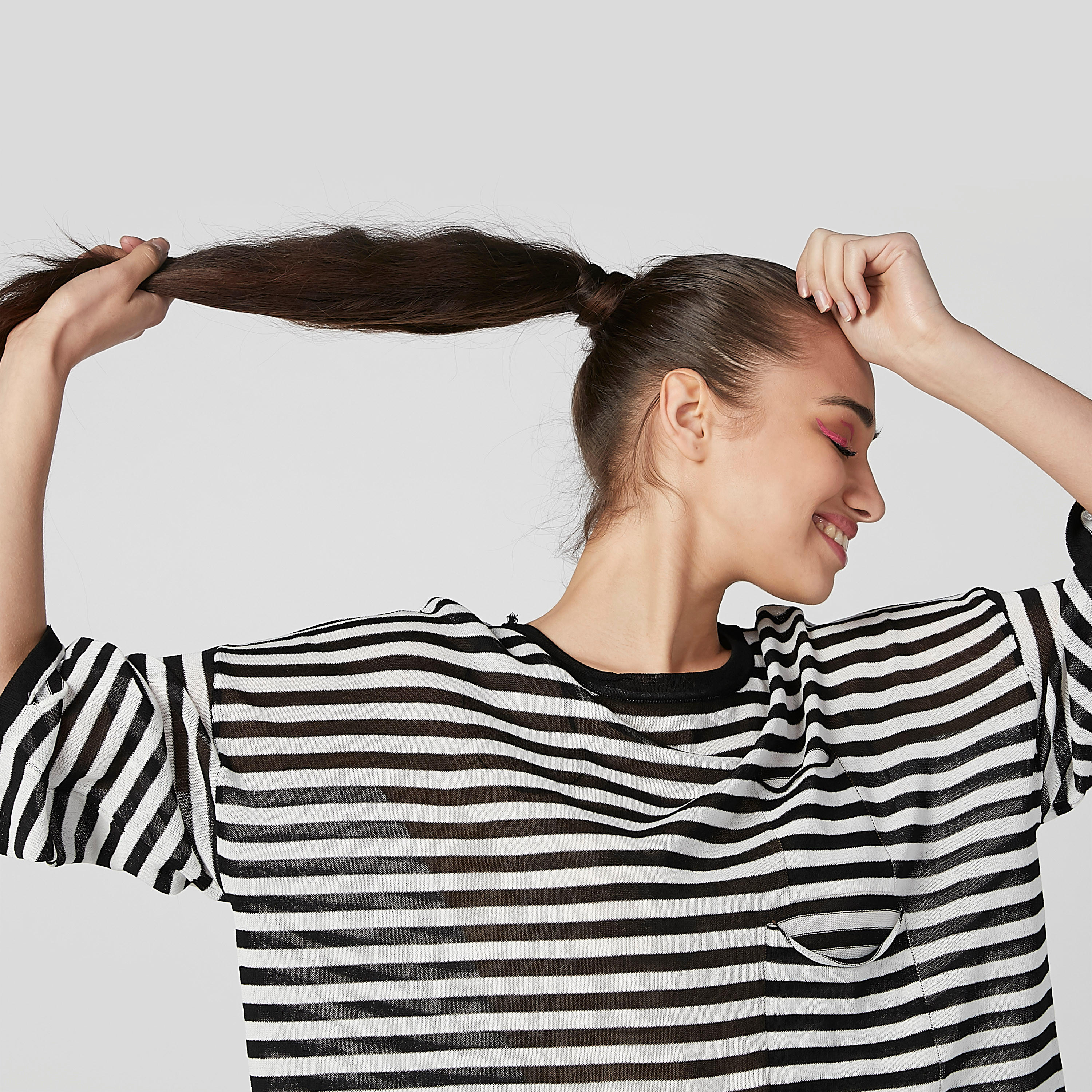 تيشيرت مقلّم بياقة مستديرة وأكمام 3/4-women-clothing-tshirts-image-4