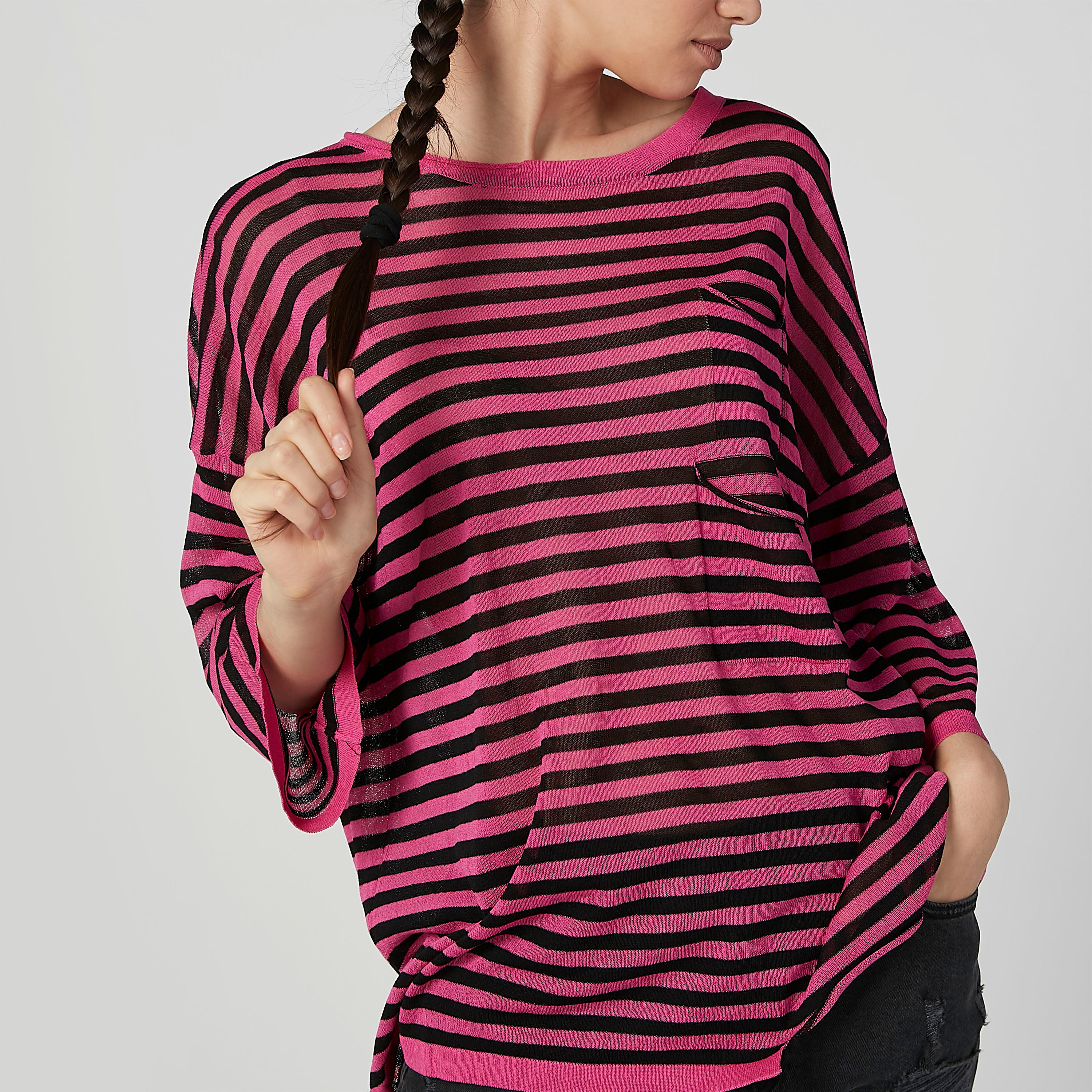 تيشيرت مقلّم بياقة مستديرة وأكمام 3/4-women-clothing-tshirts-image-4