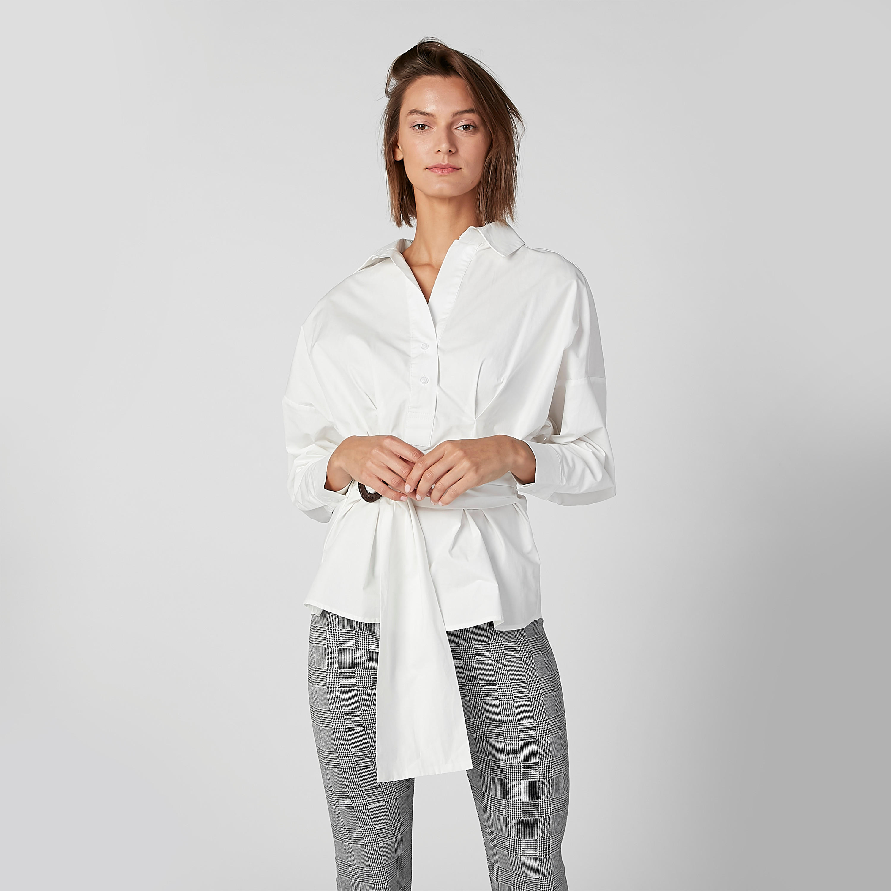 بلوزة سادة بأكمام طويلة وحزام-women-clothing-shirtsandblouses-blouses-image-6