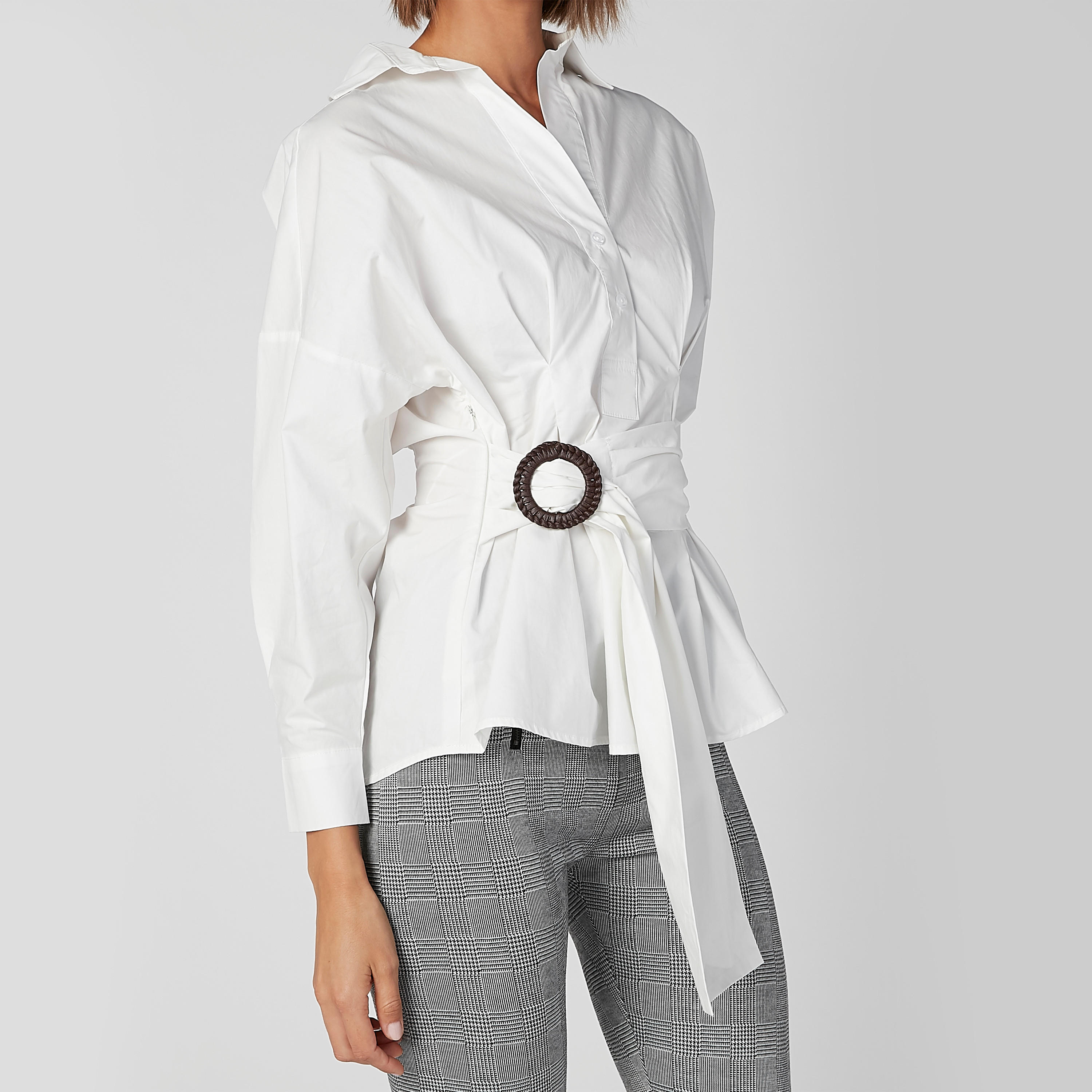 بلوزة سادة بأكمام طويلة وحزام-women-clothing-shirtsandblouses-blouses-image-4