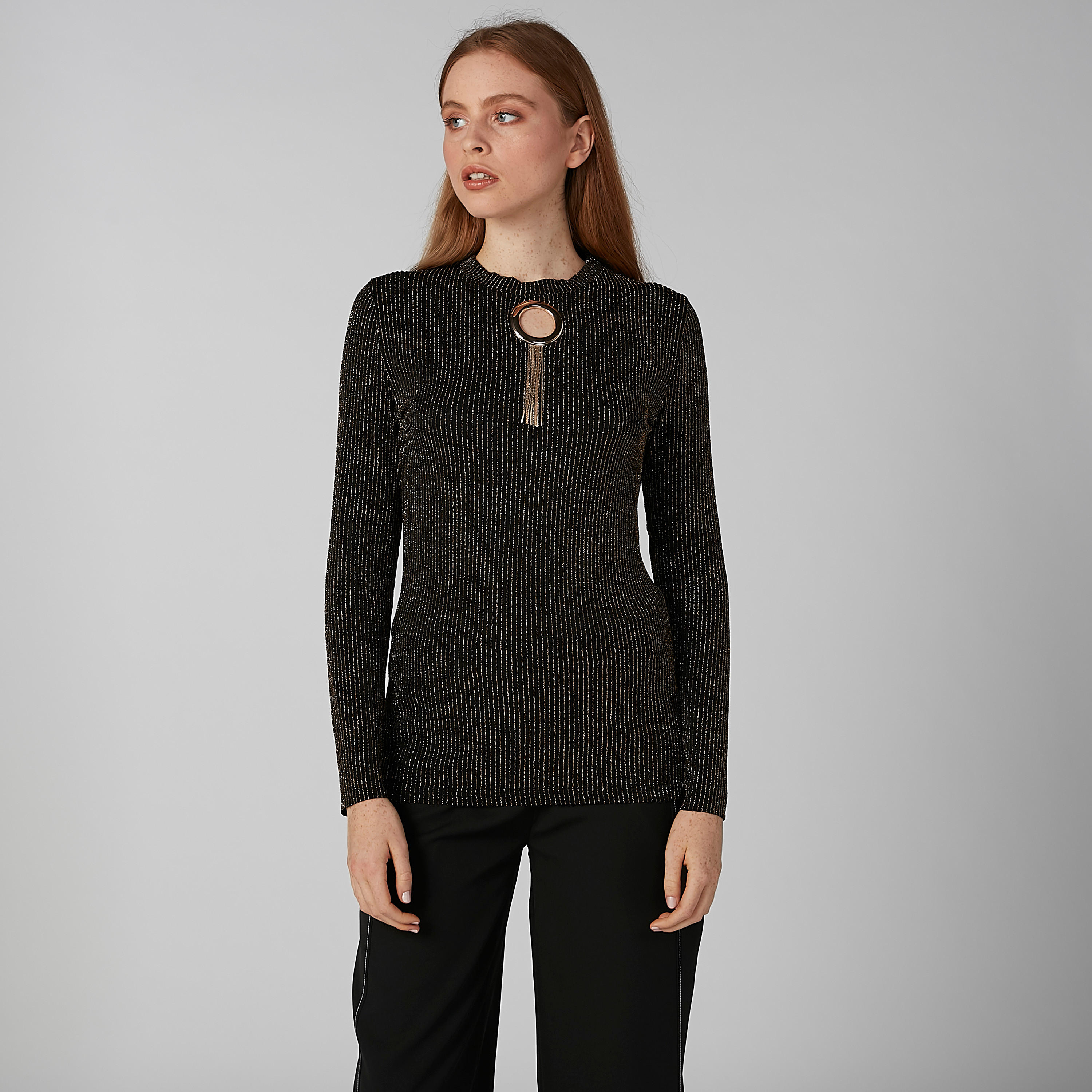 بلوزة مخططة بقصة ضيقة مع رقبة مستديرة وأكمام طويلة-women-clothing-shirtsandblouses-blouses-image-1