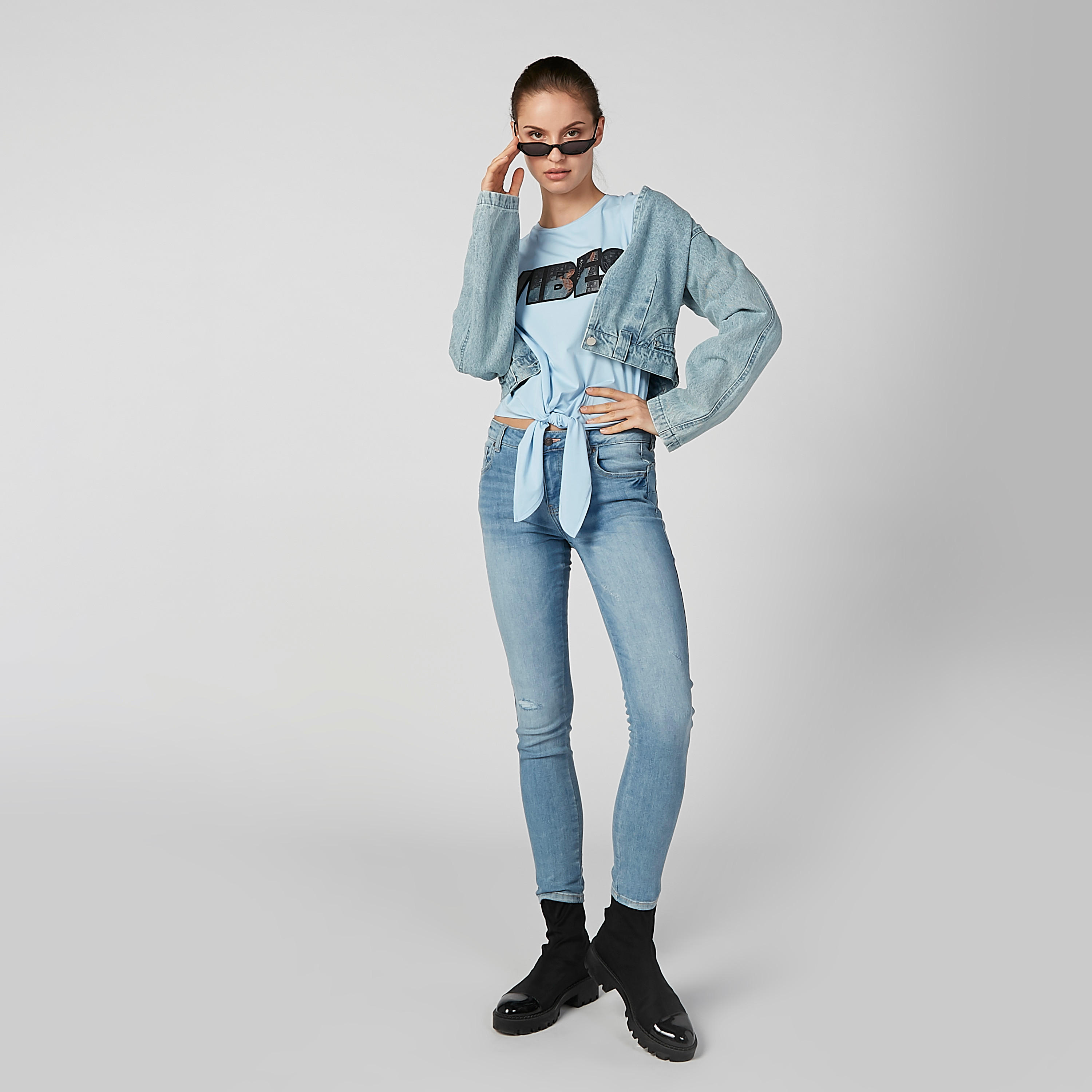 جاكيت دينم بياقة مهدّبة وأكمام طويلة من تو إكستريمز-women-winterwear-coatsandjackets-jackets-image-5