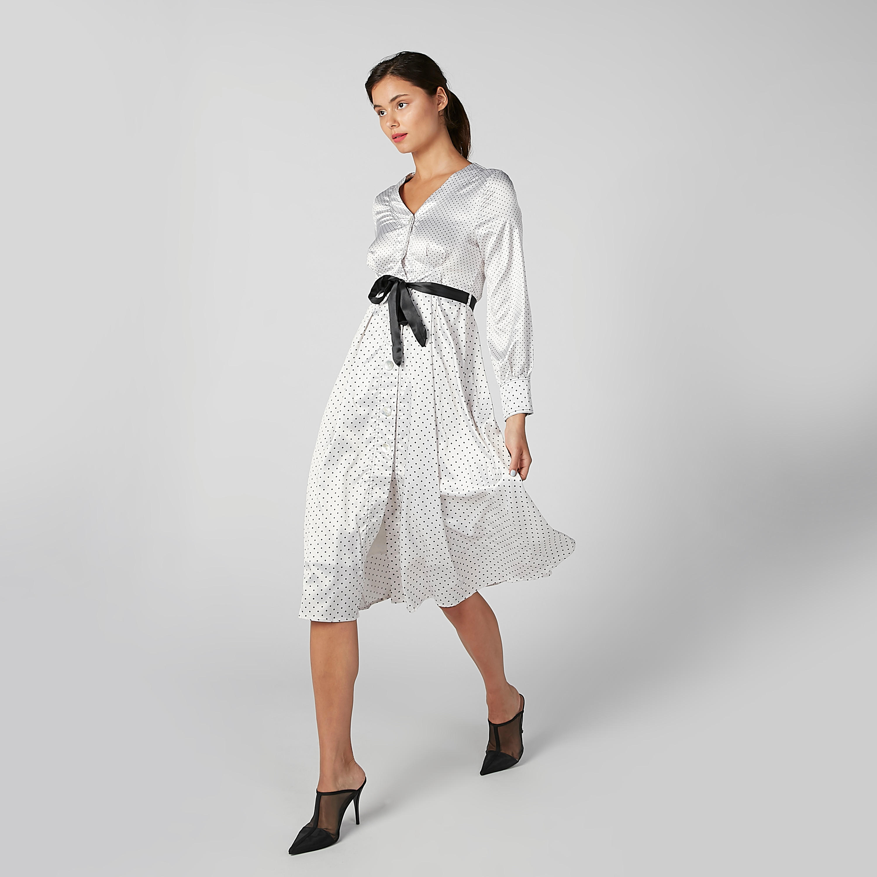 فستان إيه لاين متوسط الطول بخصر رباط متباين وطبعات منقّطة من تو إكستريمز-women-clothing-dresses-image-4