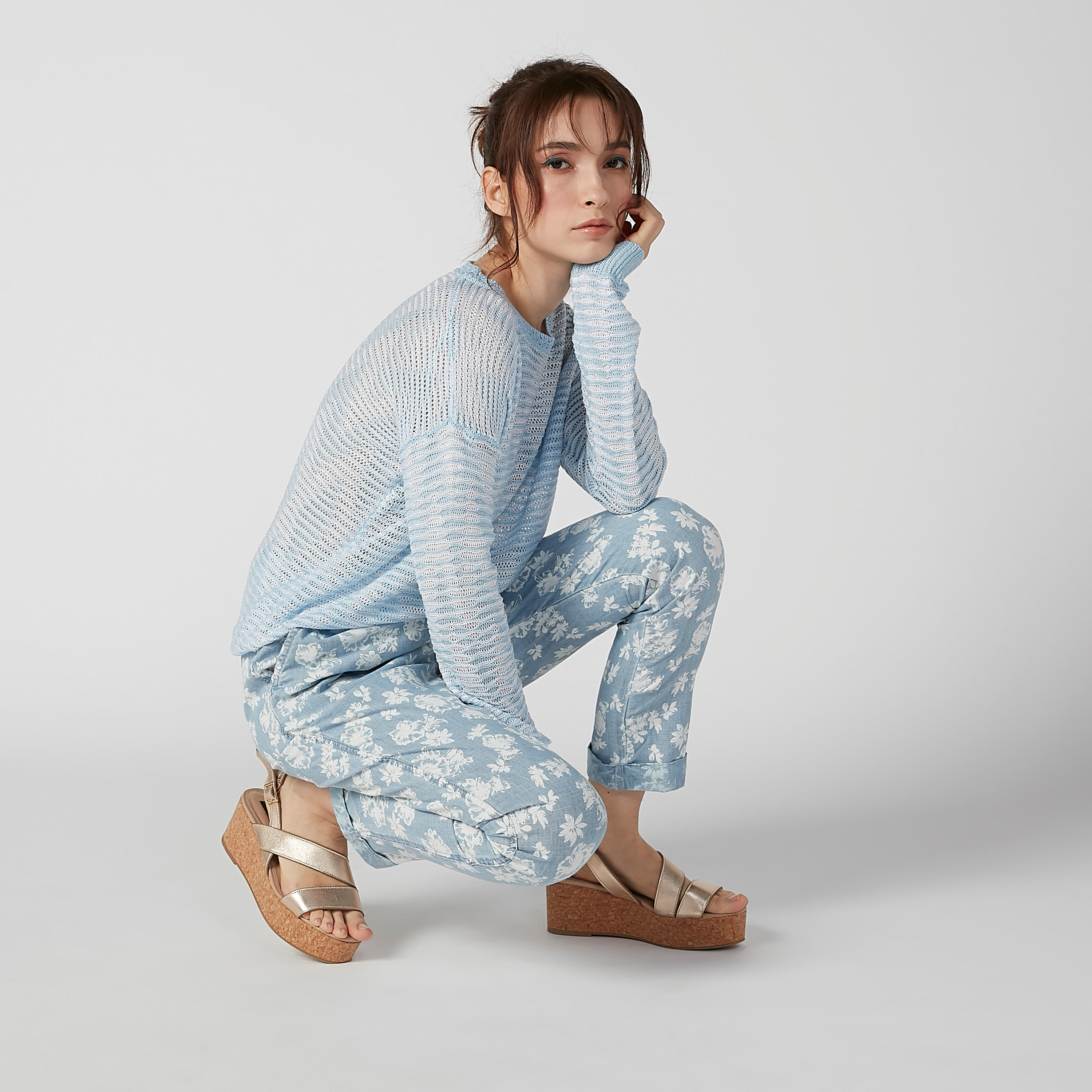 Textured Sweater with Round Neck and Long Sleeves-women-clothing-cardigansandjumpers-jumpers-image-1