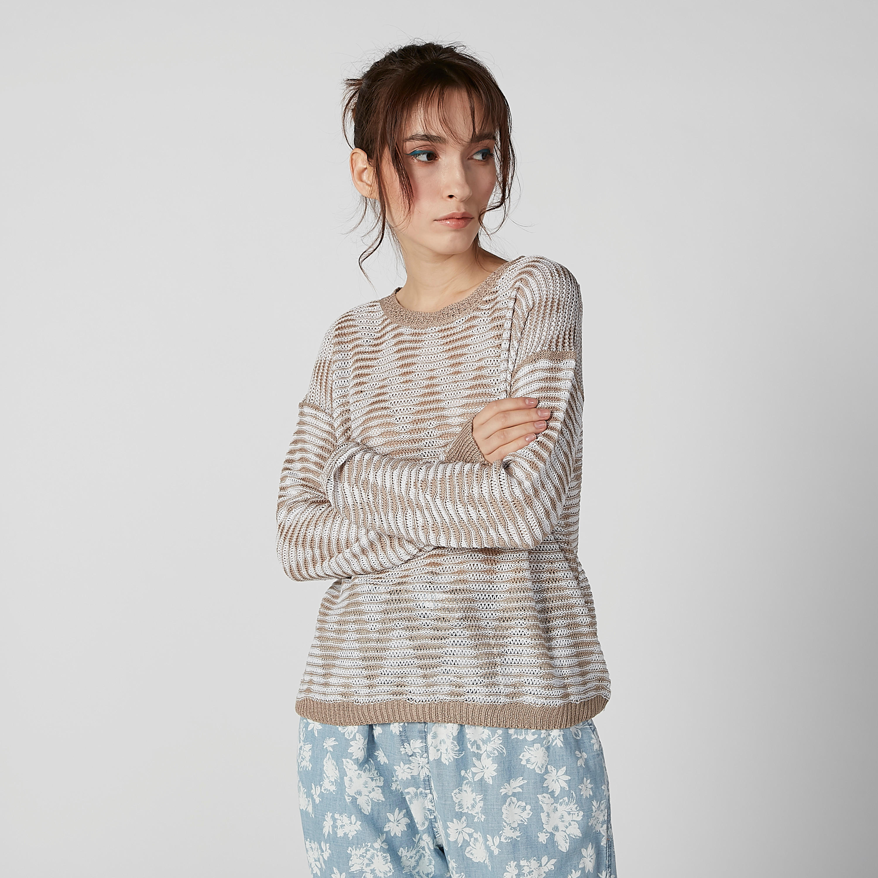 سويتر بارز الملمس بياقة مستديرة وأكمام طويلة-women-clothing-cardigansandjumpers-jumpers-image-1