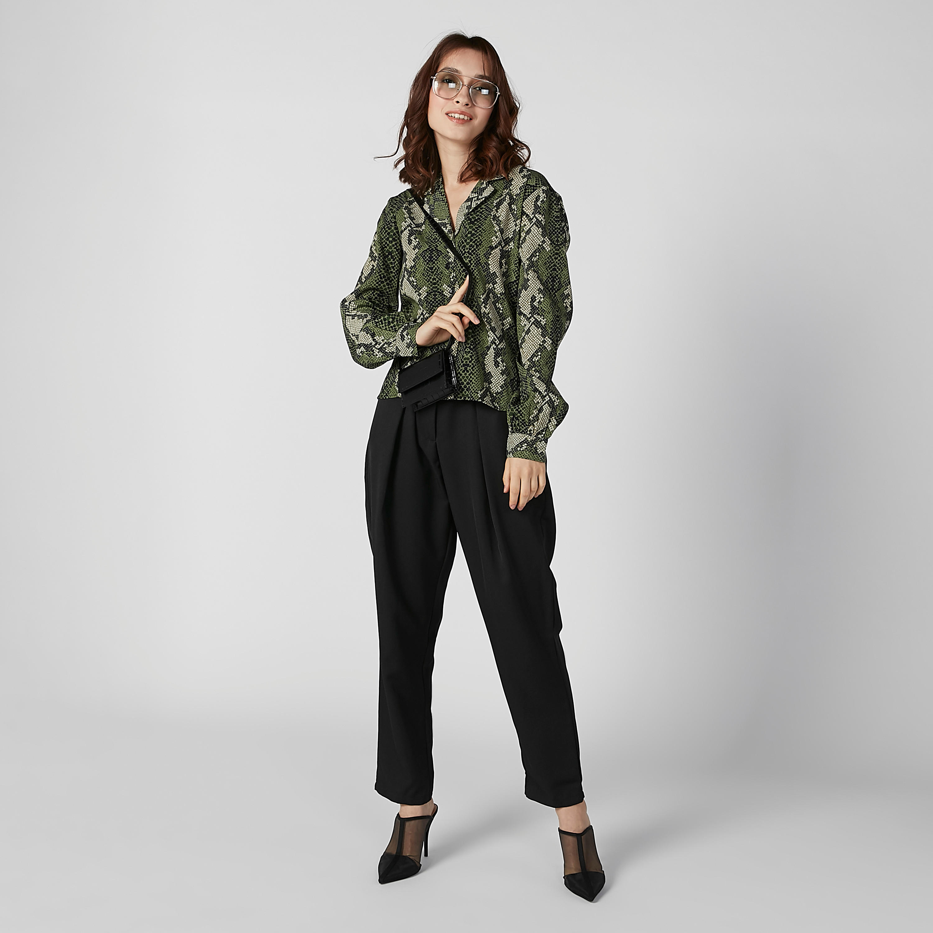 قميص بأكمام طويلة وطبعات حيوانات-women-clothing-shirtsandblouses-shirts-image-4