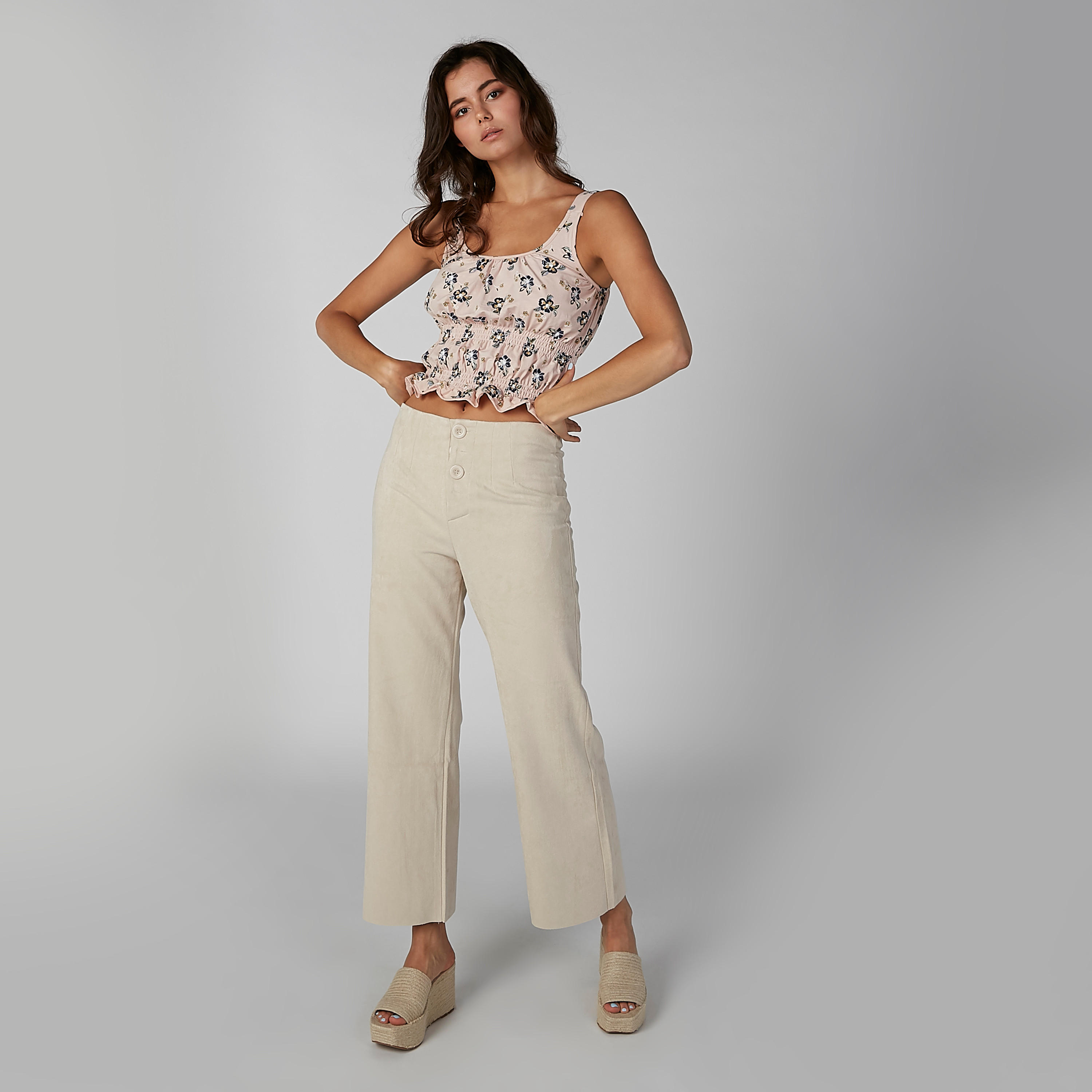 بنطال بخصر متوسط الارتفاع وأزرار من تو إكستريمز-women-clothing-bottoms-trousers-image-6