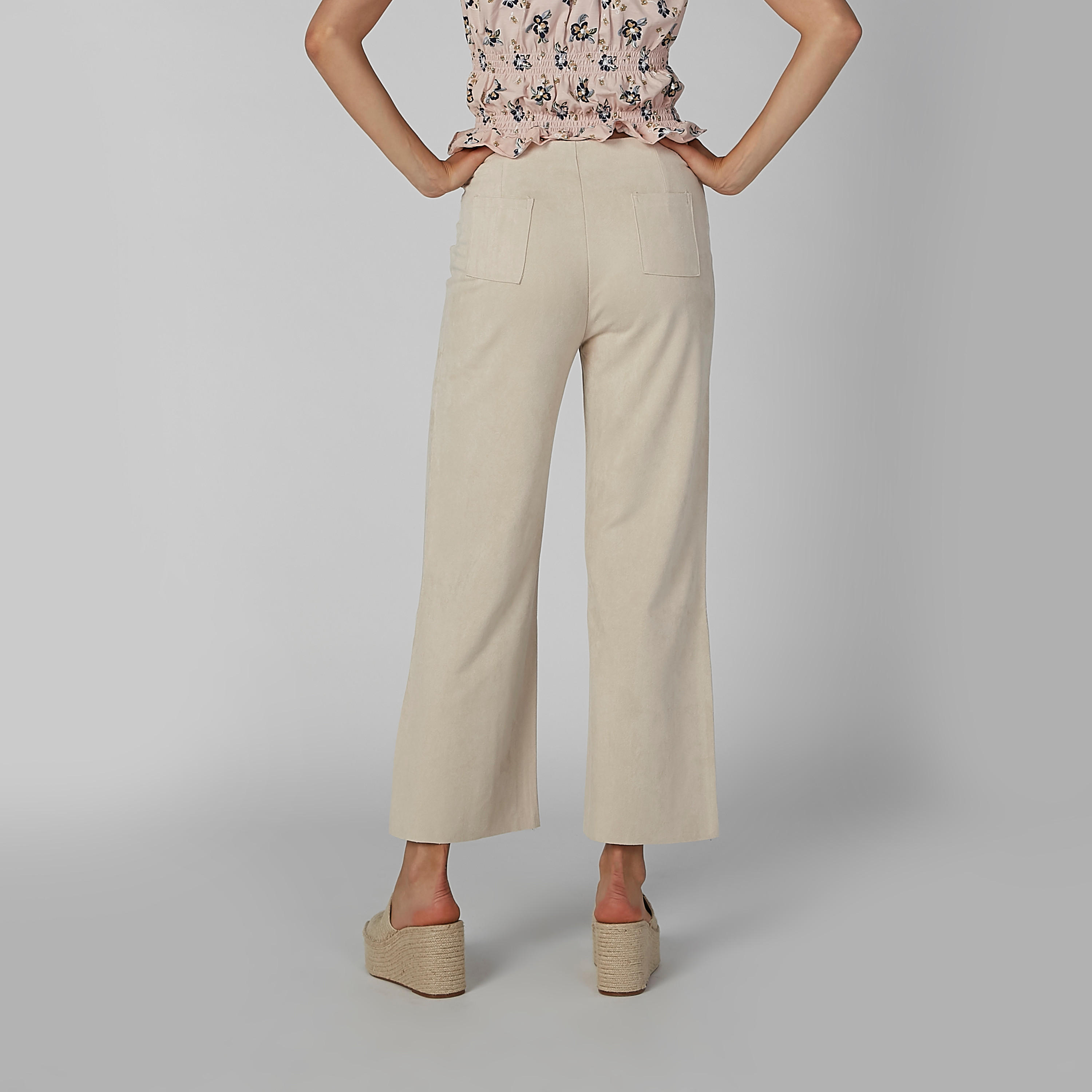 بنطال بخصر متوسط الارتفاع وأزرار من تو إكستريمز-women-clothing-bottoms-trousers-image-6