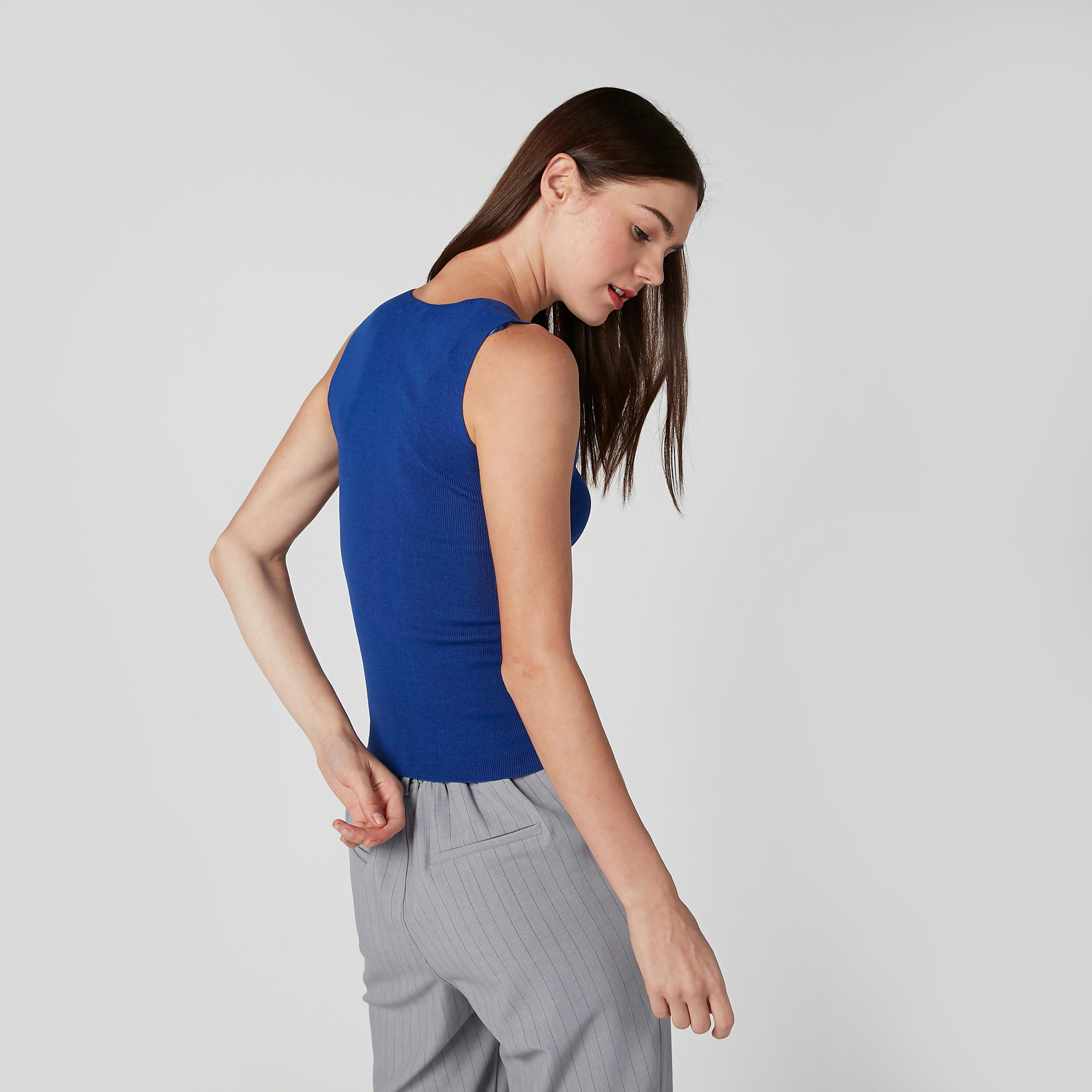 Textured Sleeveless Top with V-neck-women-clothing-shirtsandblouses-blouses-image-3