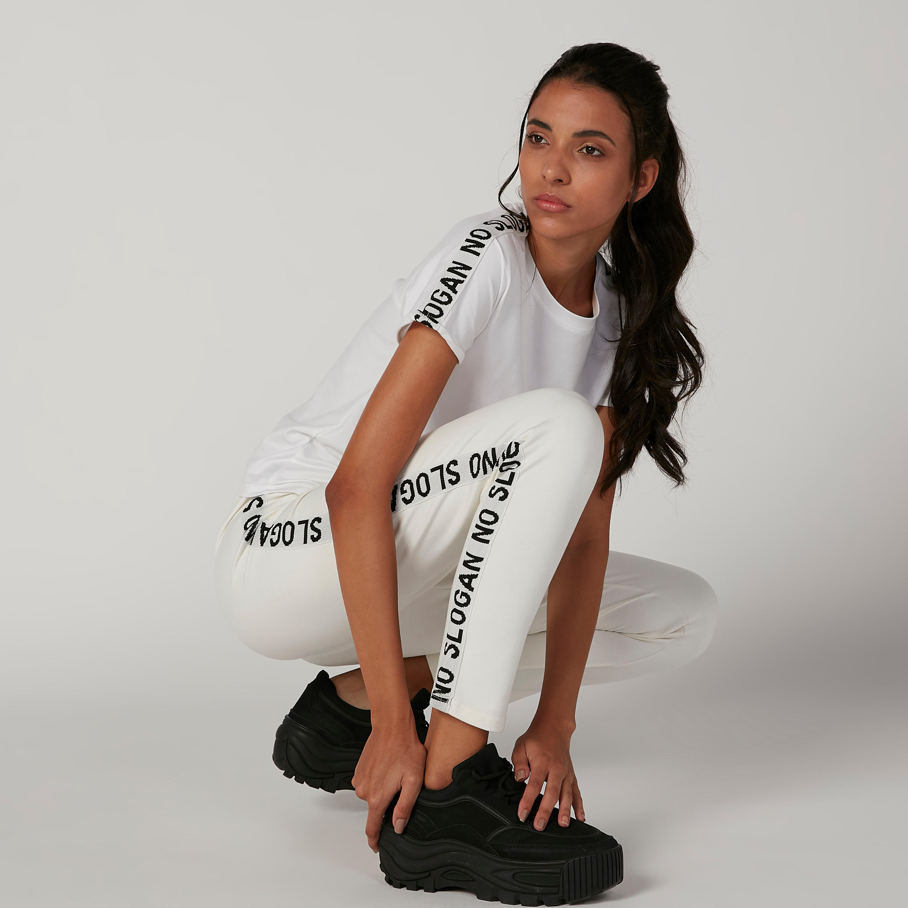 تيشيرت بأكمام قصيرة وشريطة وطبعات-women-clothing-tshirts-image-4