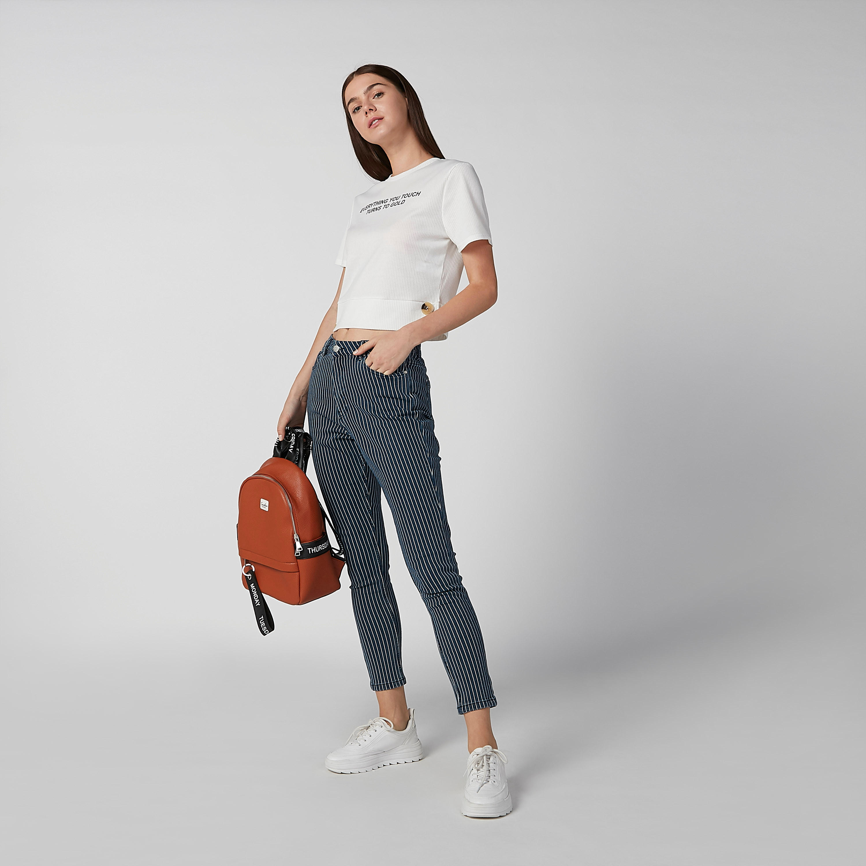 تيشيرت قصير بياقة مستديرة وأكمام قصيرة وطبعات-women-clothing-tshirts-image-3