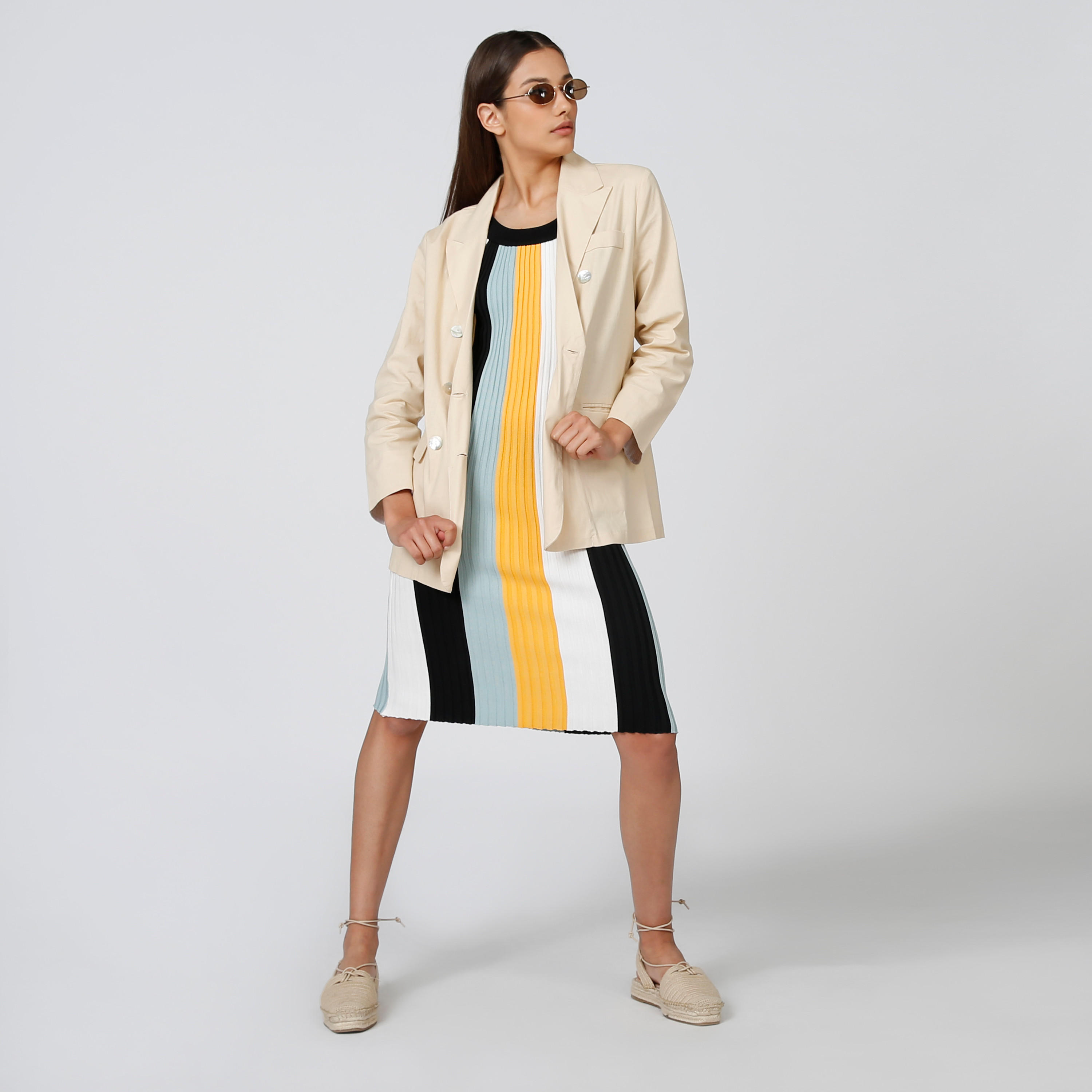 فستان ميدي واسع مقلّم دون أكمام بياقة مستديرة-women-clothing-dresses-image-1
