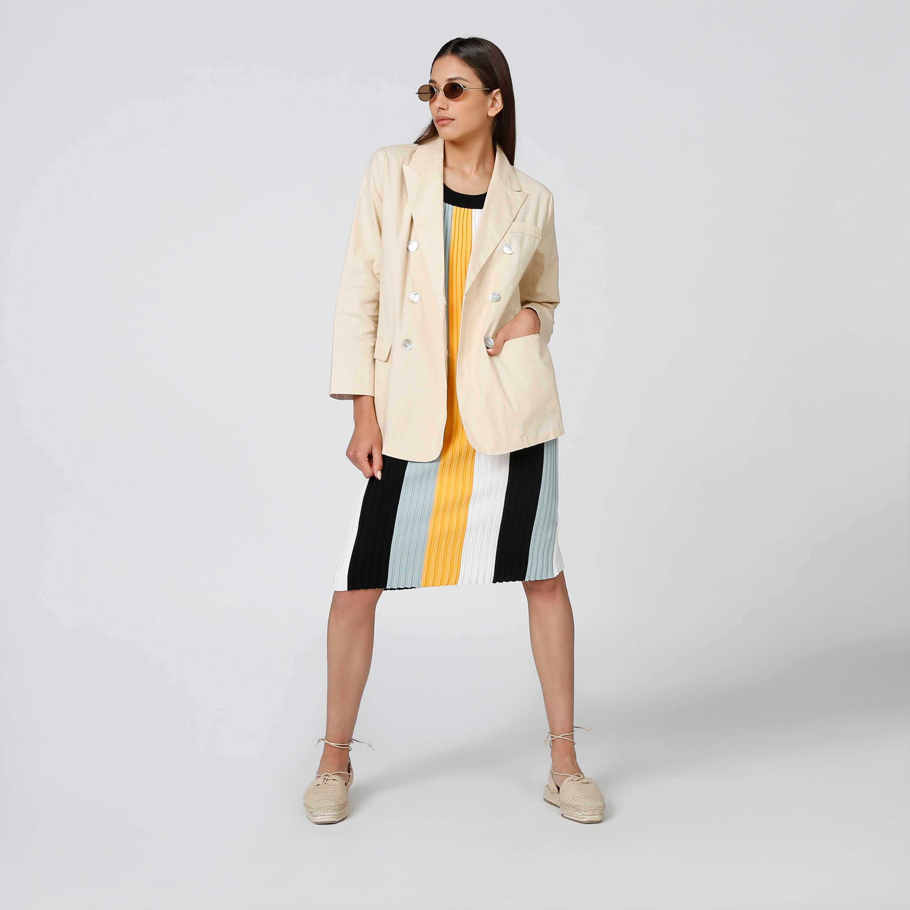 فستان ميدي واسع مقلّم دون أكمام بياقة مستديرة-women-clothing-dresses-image-4