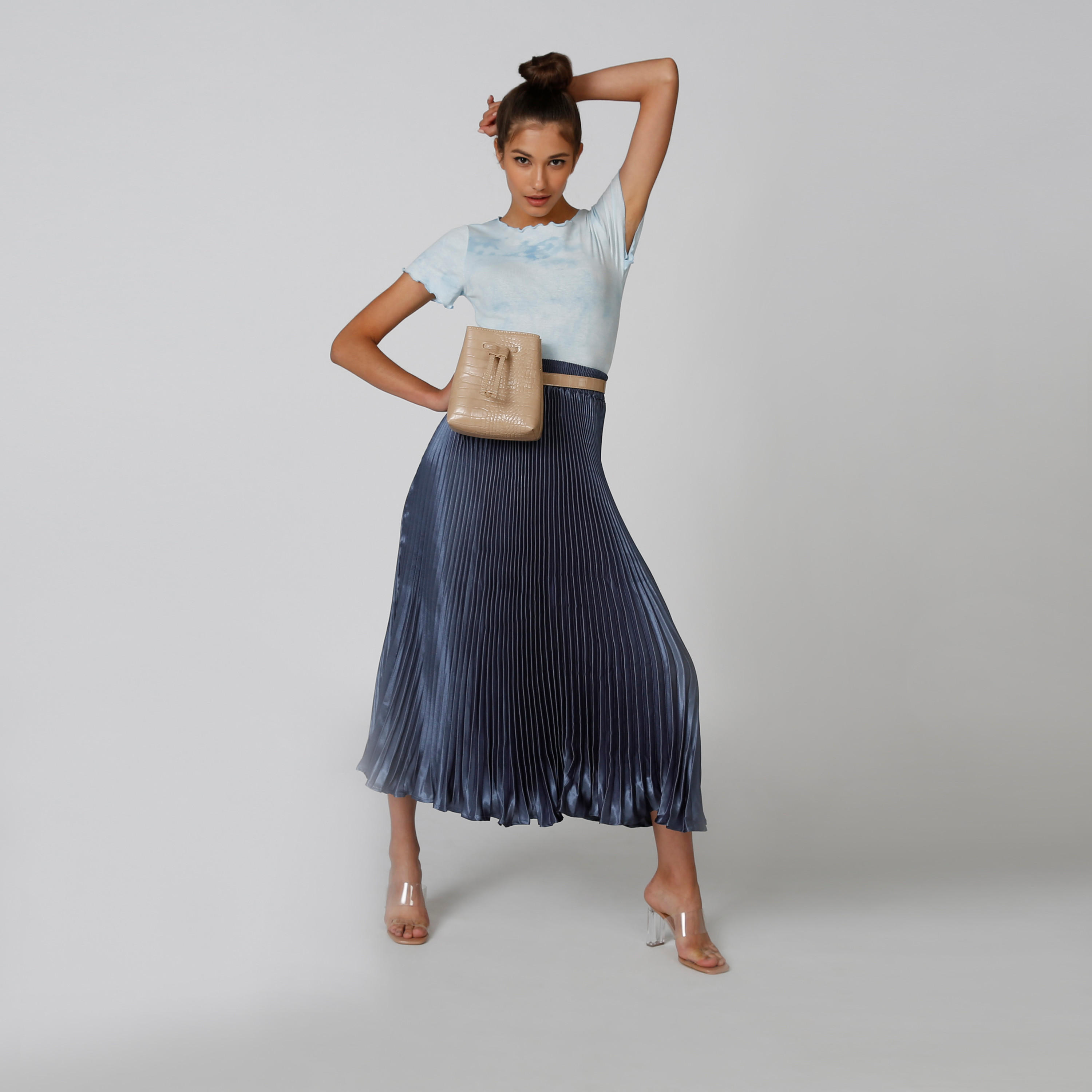 تنورة ميدي إيه لاين بخصر مطّاطي وثنيات-women-clothing-bottoms-skirts-image-4