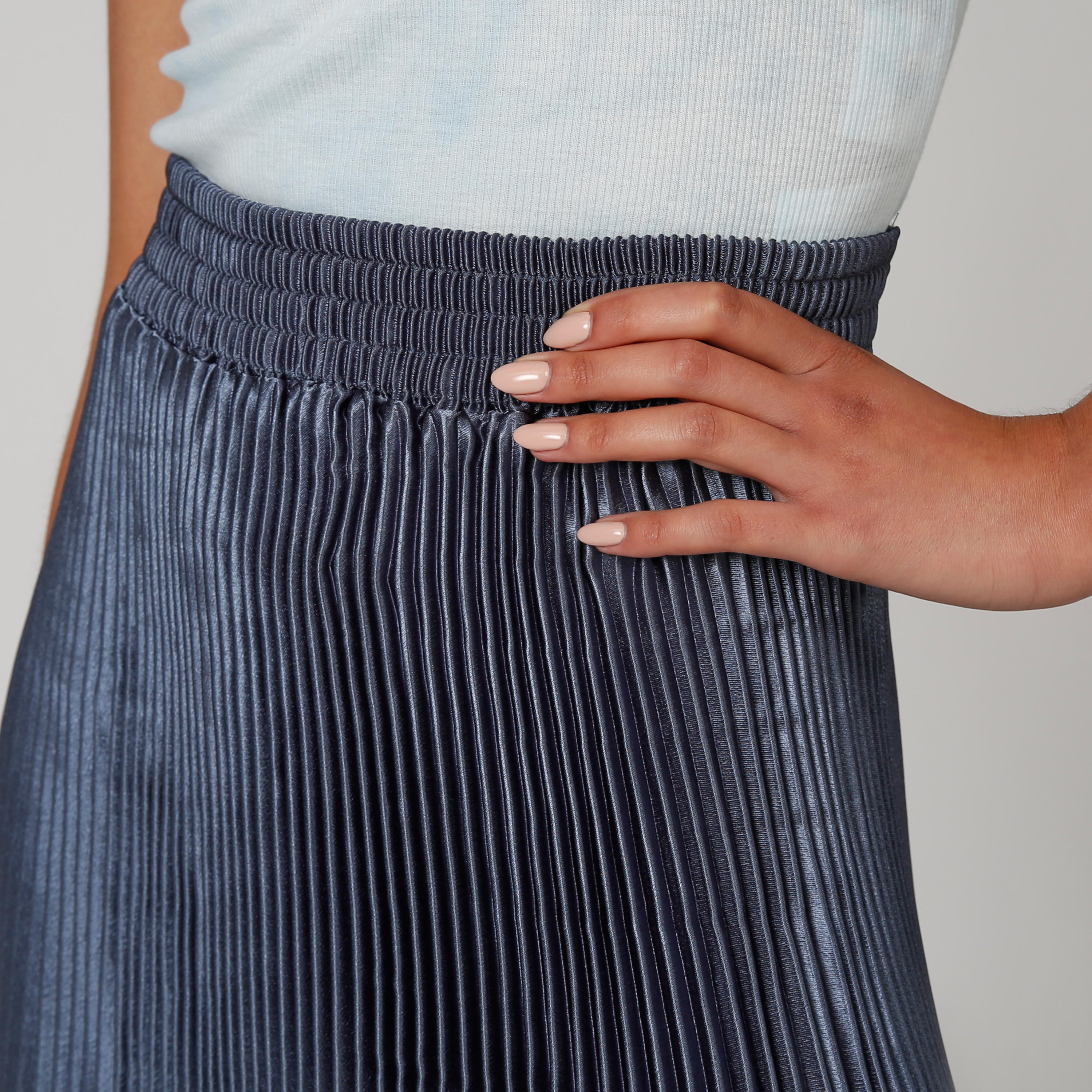 تنورة ميدي إيه لاين بخصر مطّاطي وثنيات-women-clothing-bottoms-skirts-image-5