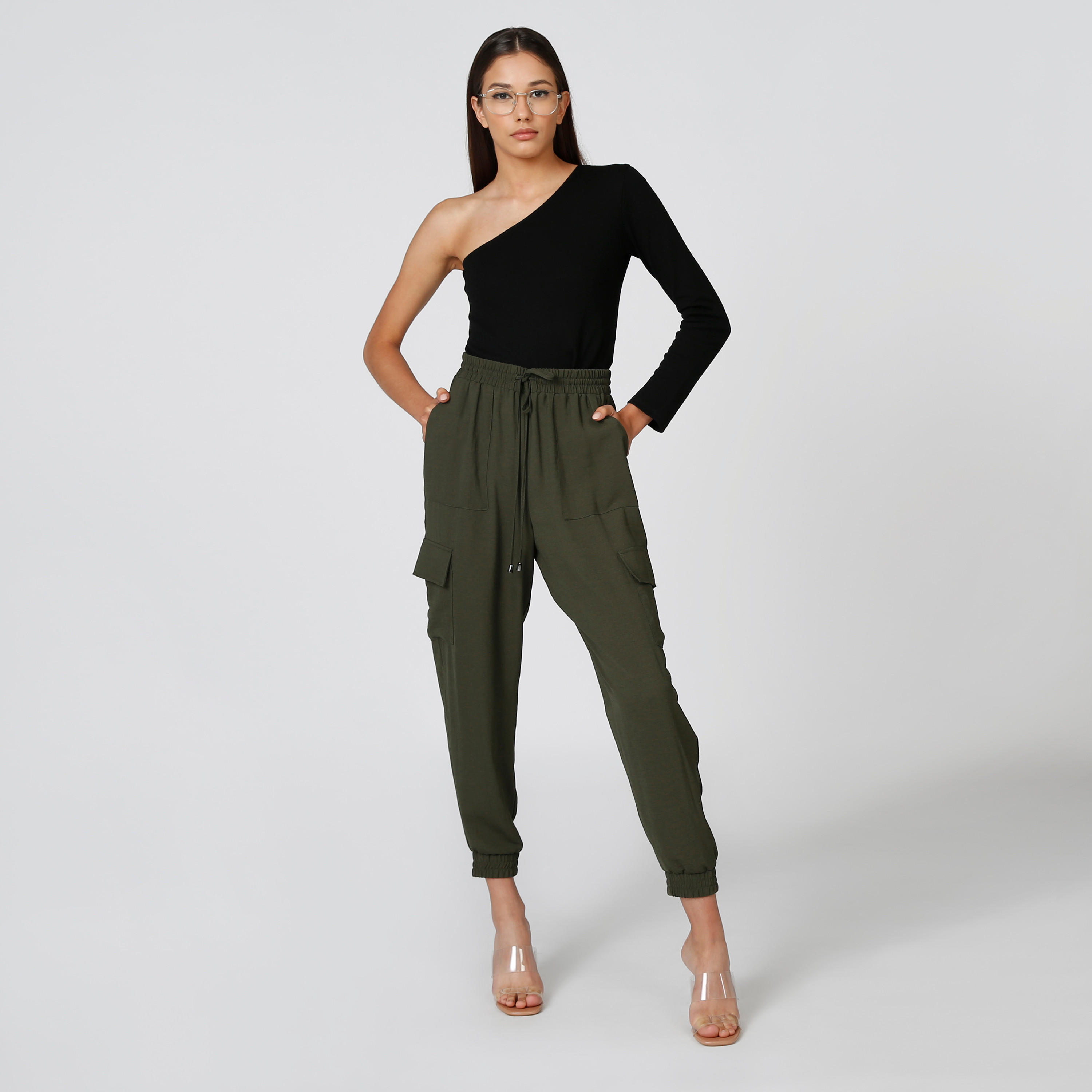 بلوزة سكيني سادة بكم واحد-women-clothing-shirtsandblouses-blouses-image-1