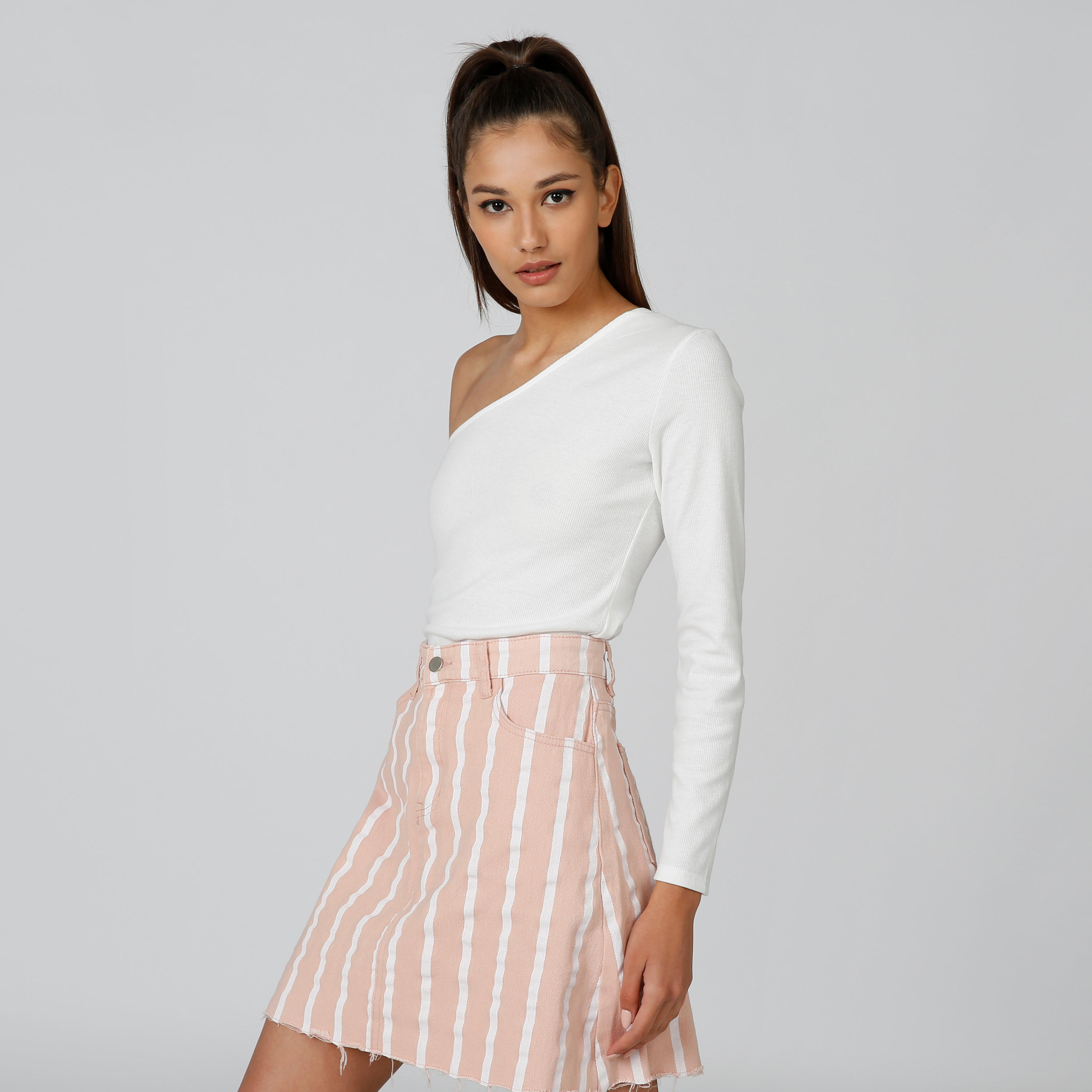 بلوزة سكيني بارزة الملمس بكم واحد-women-clothing-shirtsandblouses-blouses-image-3