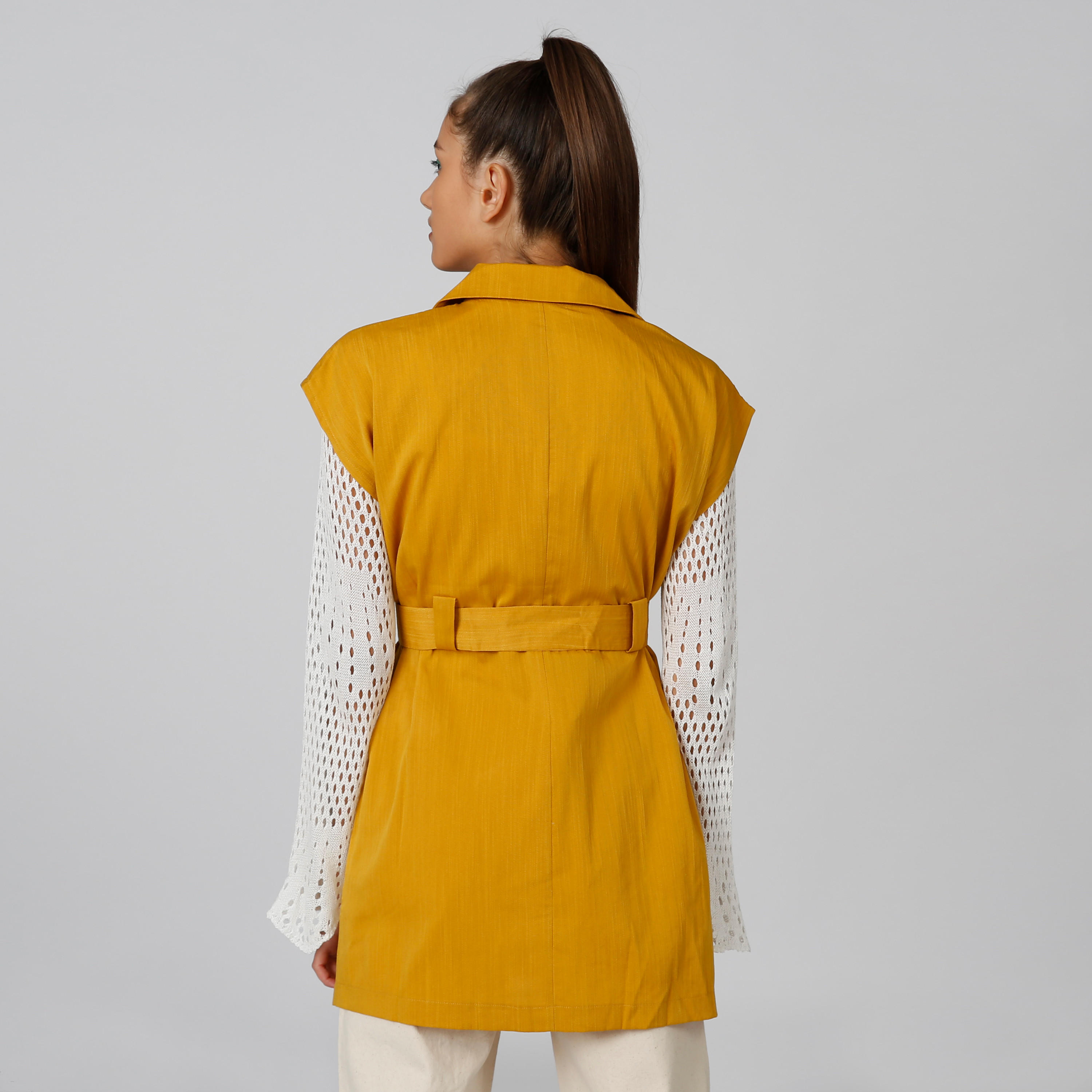 معطف سليم سادة دون أكمام بجيوب-women-clothing-coatsandjackets-coats-image-2