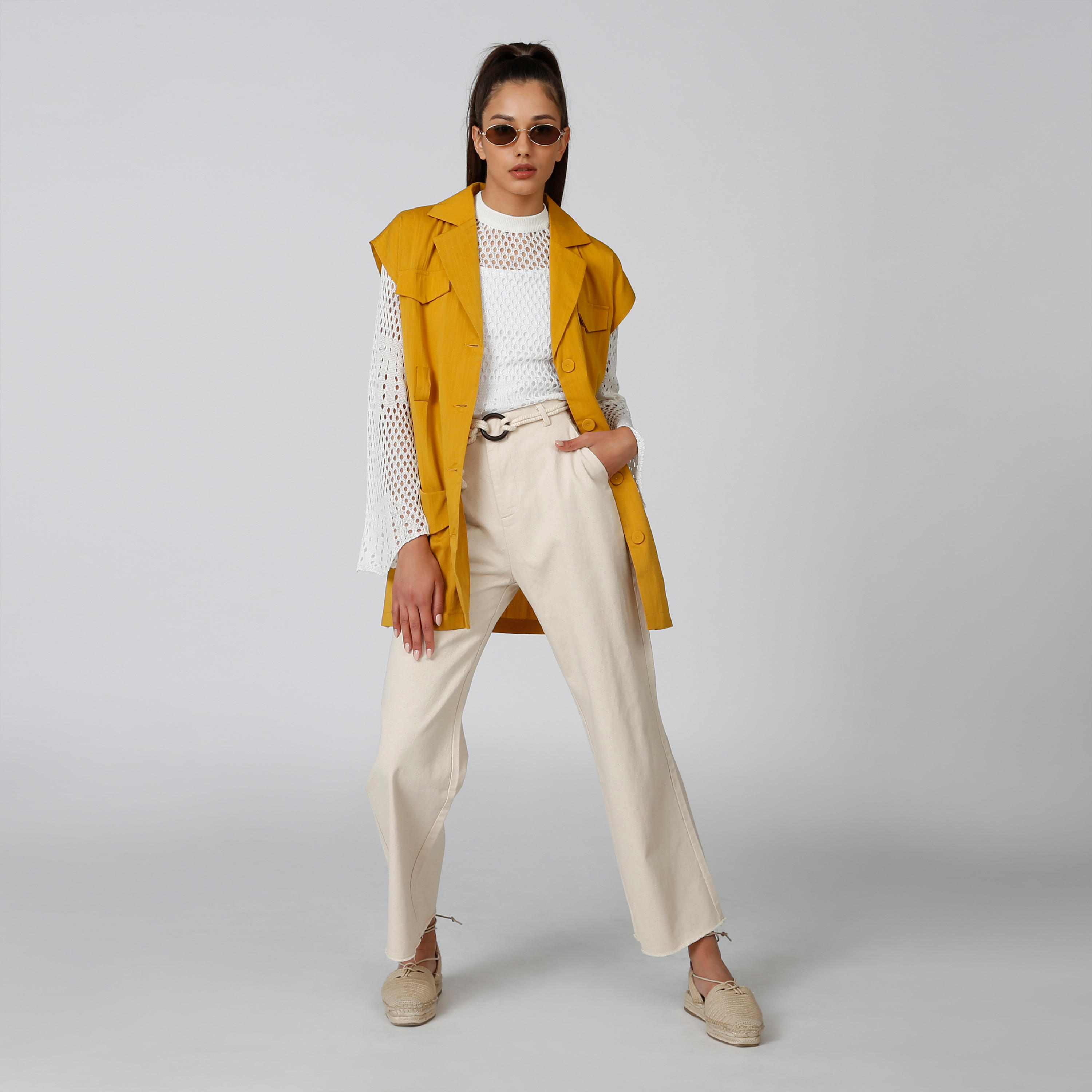 2Xtremz Solid Mid-Rise Flared Pants with Hoop-Accented Belt-women-clothing-bottoms-trousers-image-4