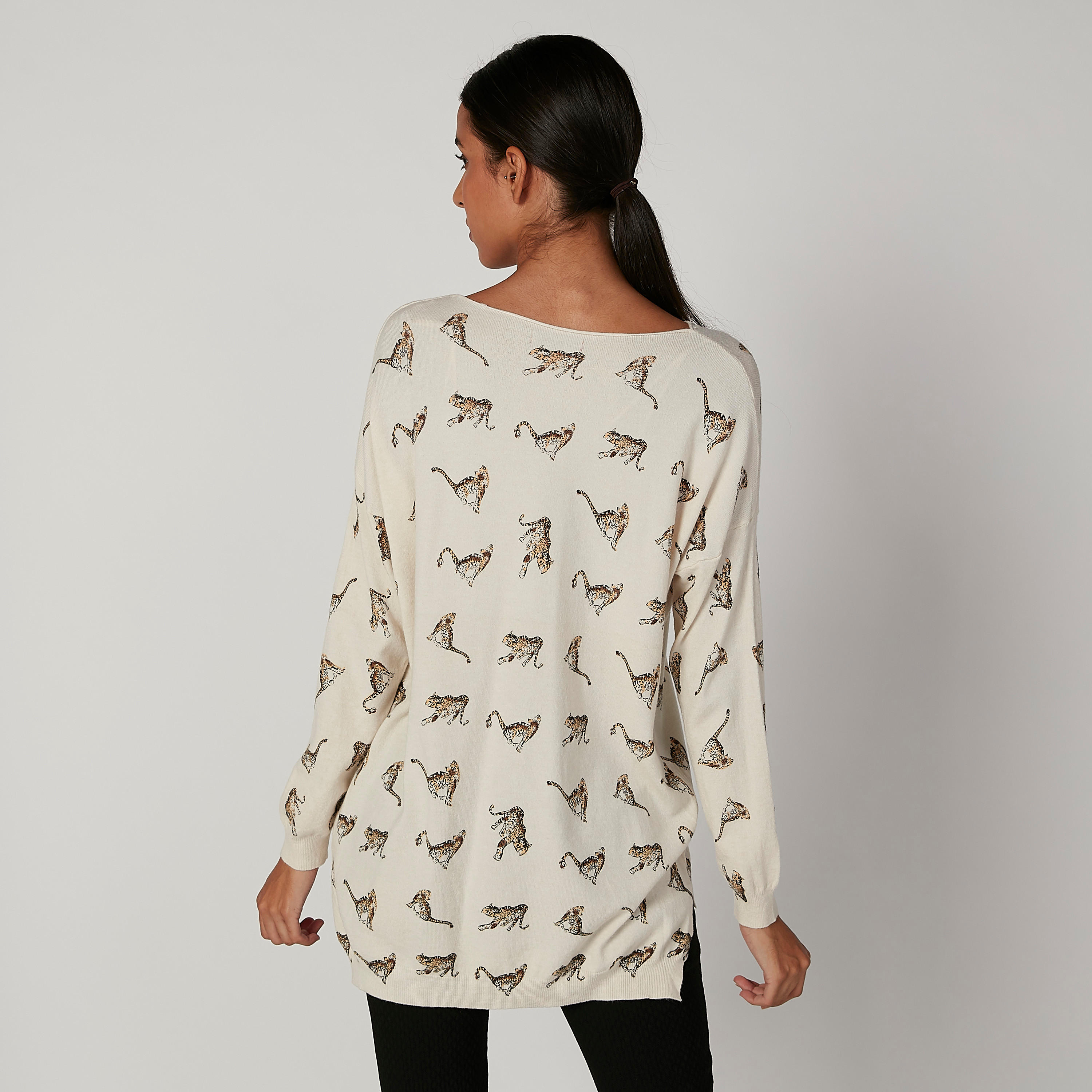 سويتشيرت بياقة مستديرة وأكمام طويلة وطبعات-women-winterwear-hoodiesandsweatshirts-sweatshirts-image-2