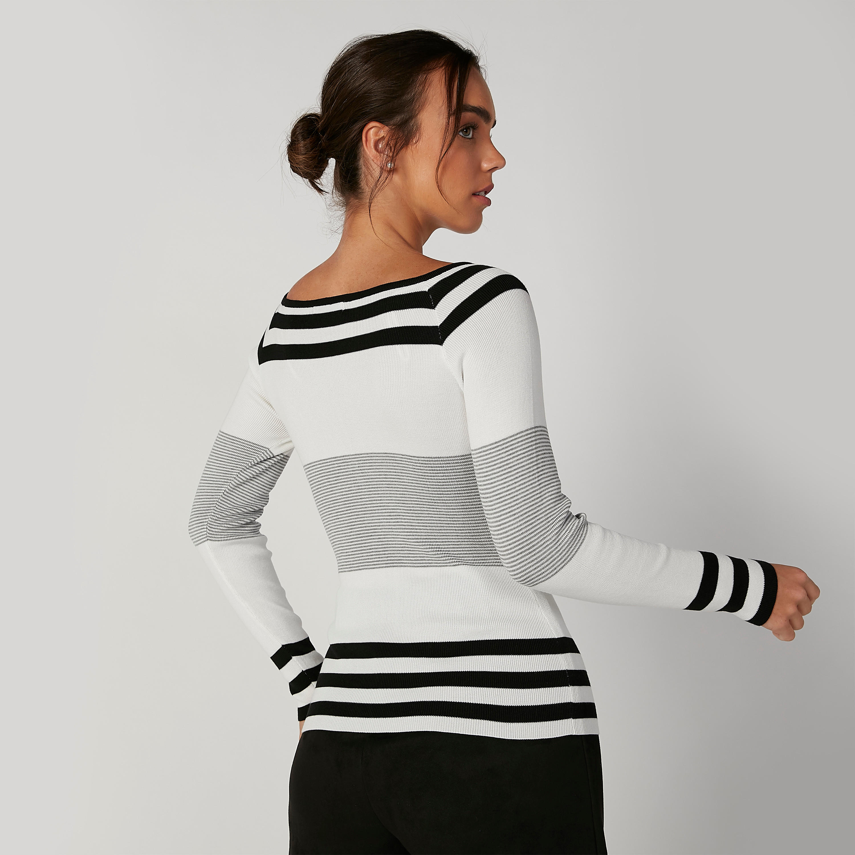 بلوزة مقلّمة بياقة قارب وأكمام طويلة-women-clothing-shirtsandblouses-blouses-image-2