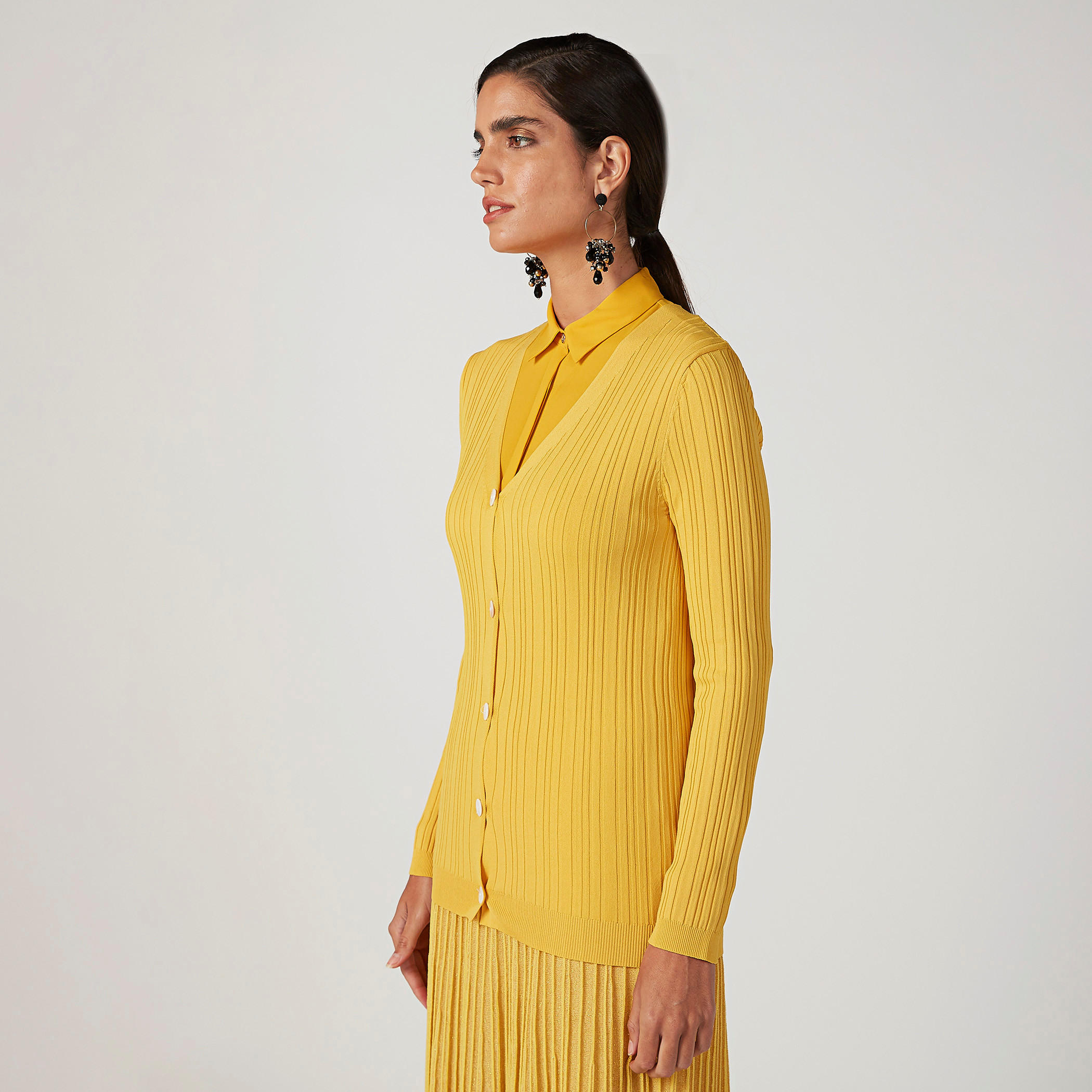 كارديجان بارز الملمس بياقة V وأكمام طويلة-women-winterwear-cardigansandjumpers-cardigans-image-5