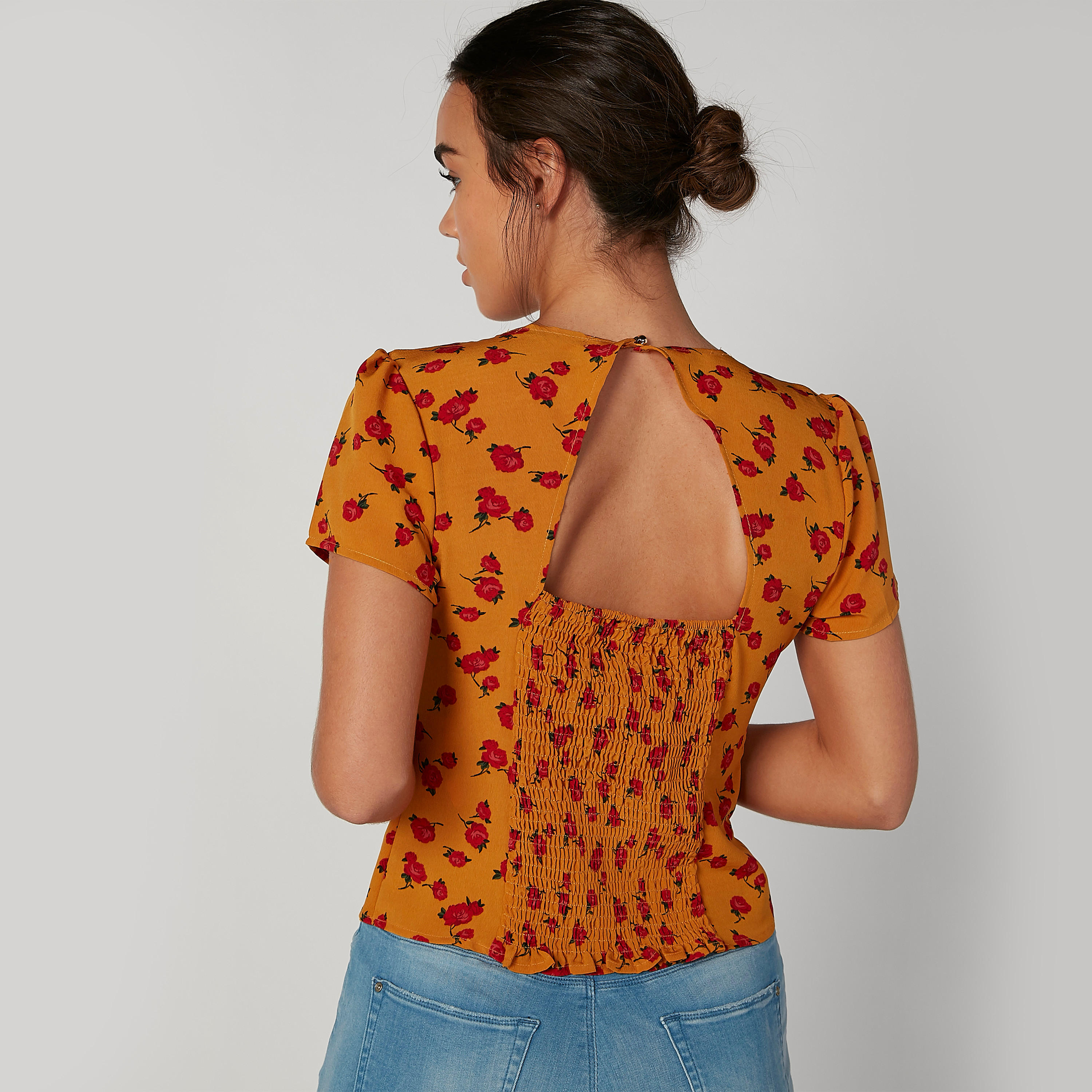 بلوزة سكيني بأكمام قصيرة وأربطة وطبعات-women-clothing-shirtsandblouses-blouses-image-3