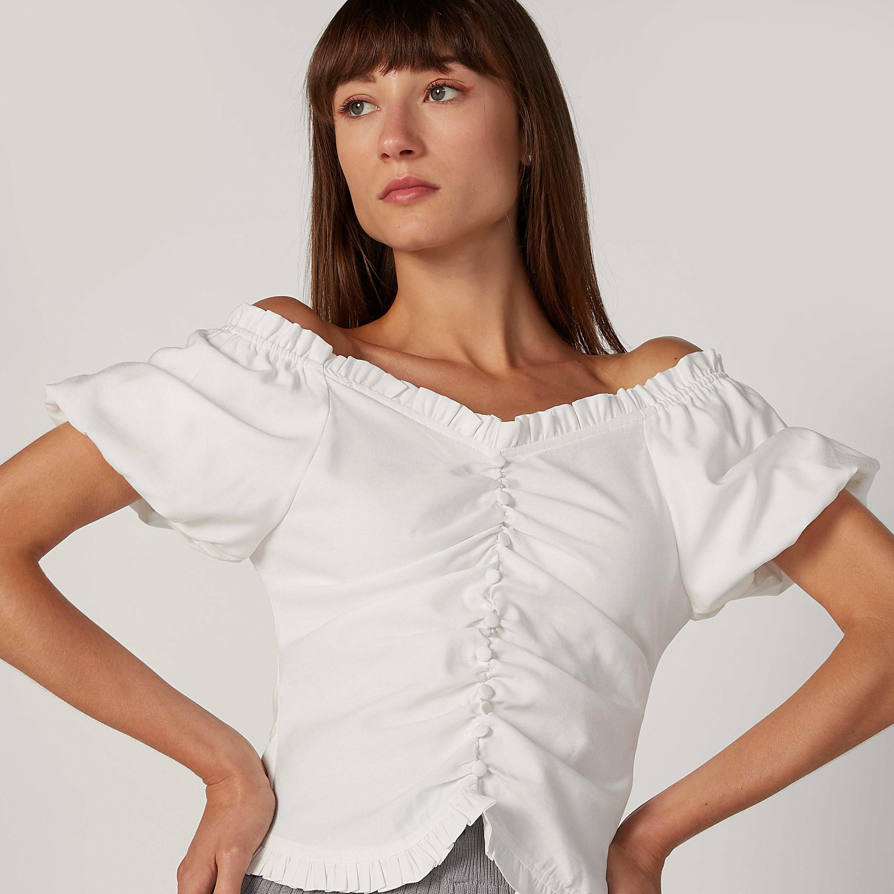 بلوزة سكيني سادة بياقة طوق وأكمام قصيرة-women-clothing-shirtsandblouses-blouses-image-4