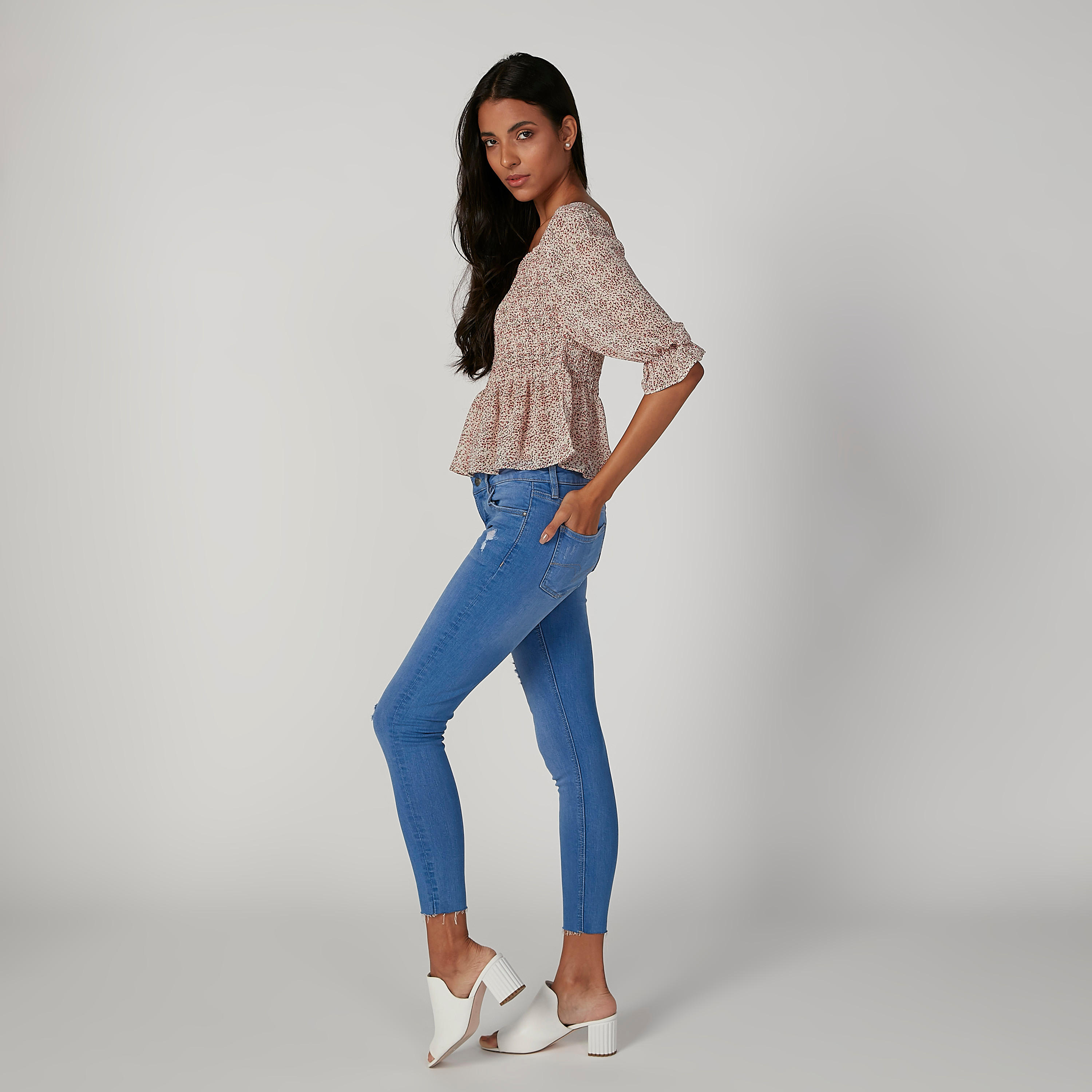 بلوزة قصيرة سكيني بياقة مربّعة وأكمام 3/4 وطبعات-women-clothing-shirtsandblouses-blouses-image-4