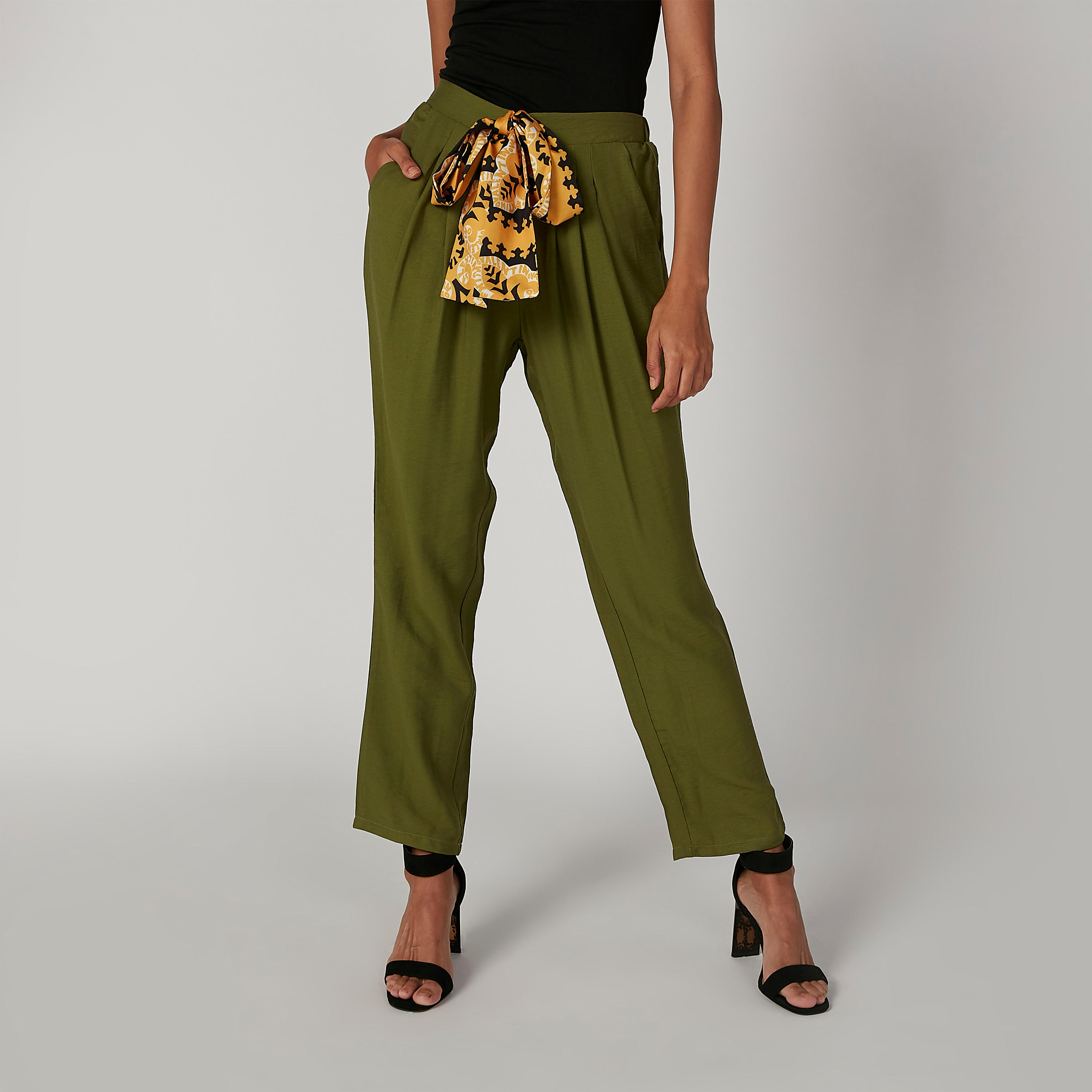 بنطلون سادة بخصر متوسط الارتفاع وجيوب وأربطة-women-clothing-bottoms-trousers-image-1