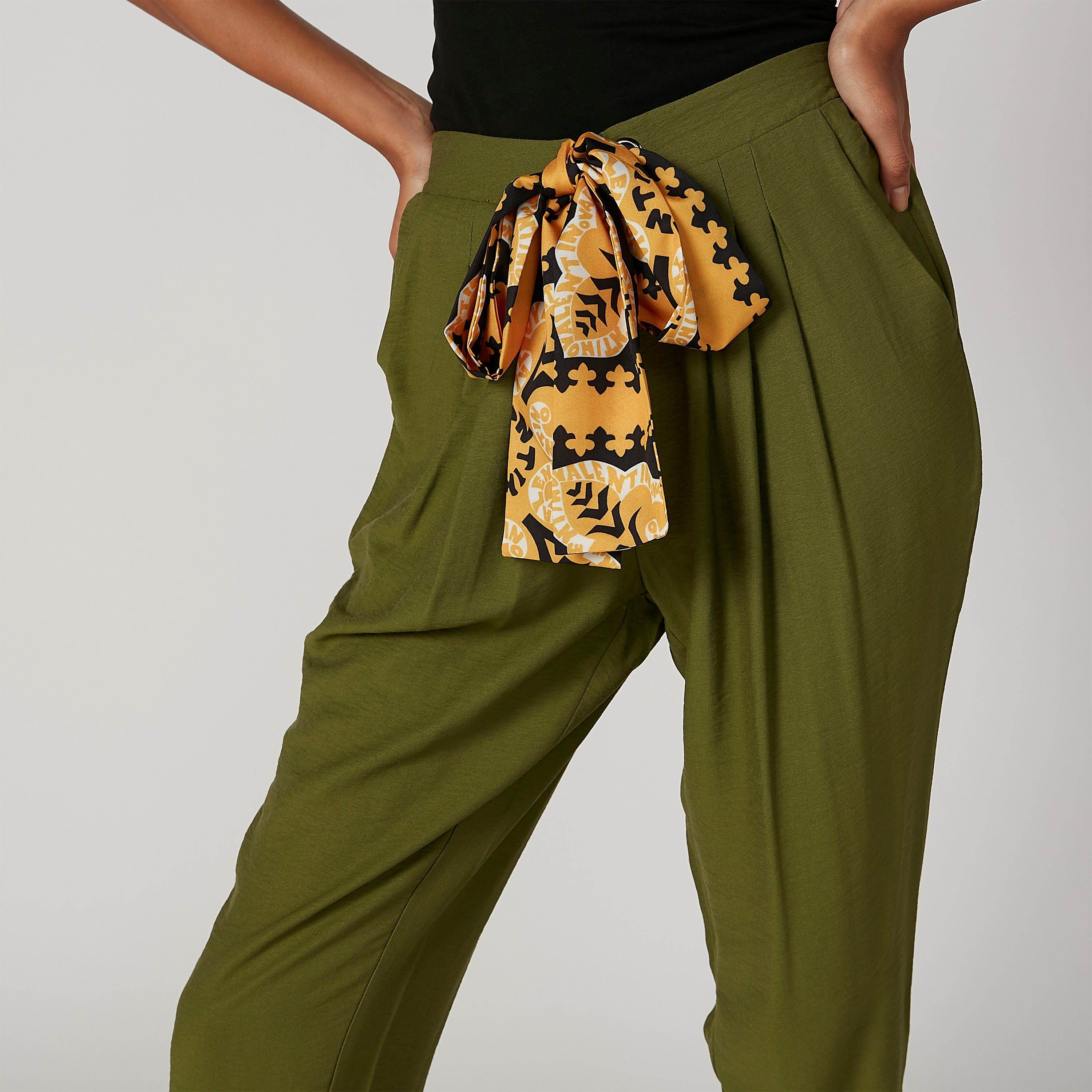 بنطلون سادة بخصر متوسط الارتفاع وجيوب وأربطة-women-clothing-bottoms-trousers-image-5