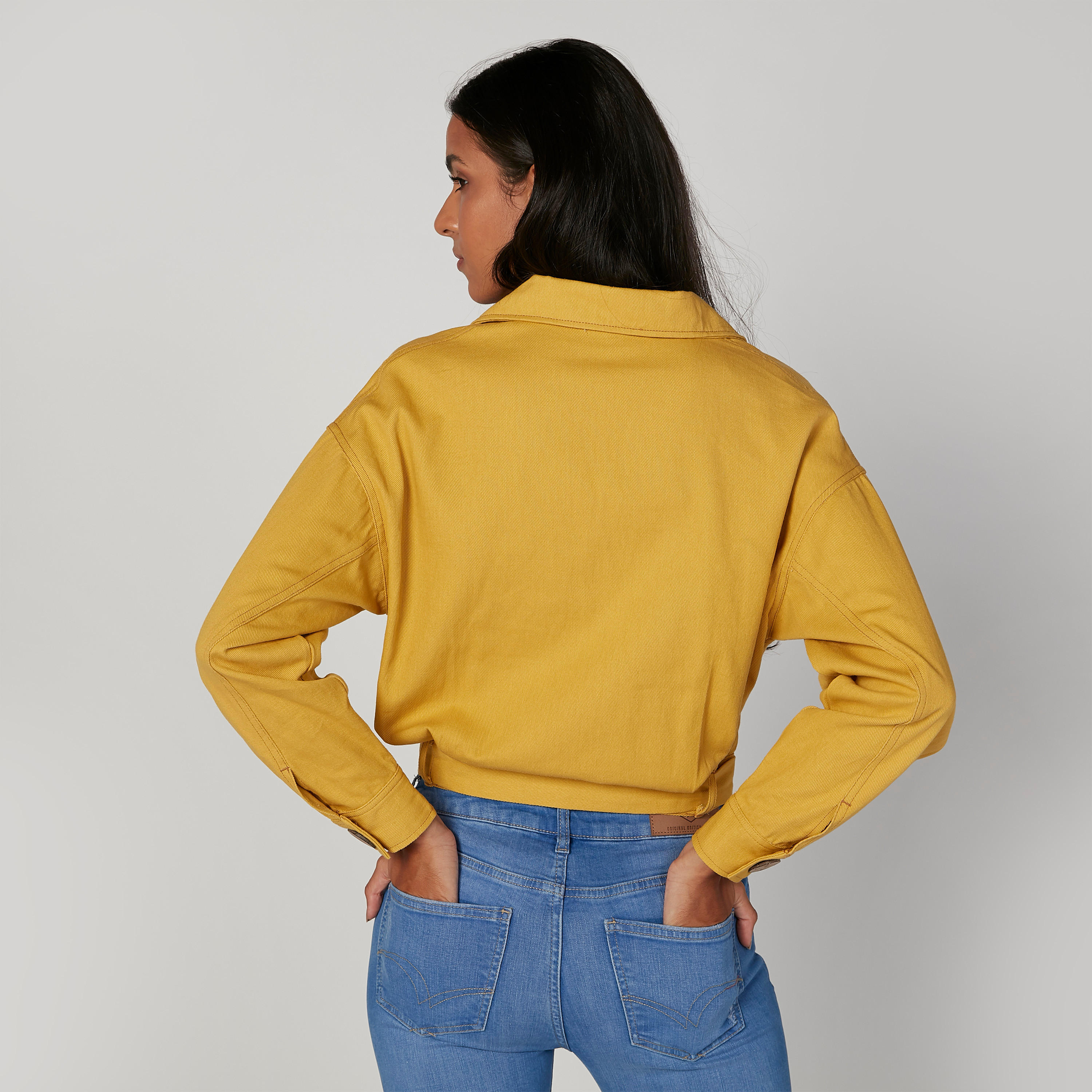 جاكيت بارز الملمس بقصّة واسعة وأربطة وجيوب بطية-women-winterwear-coatsandjackets-jackets-image-2