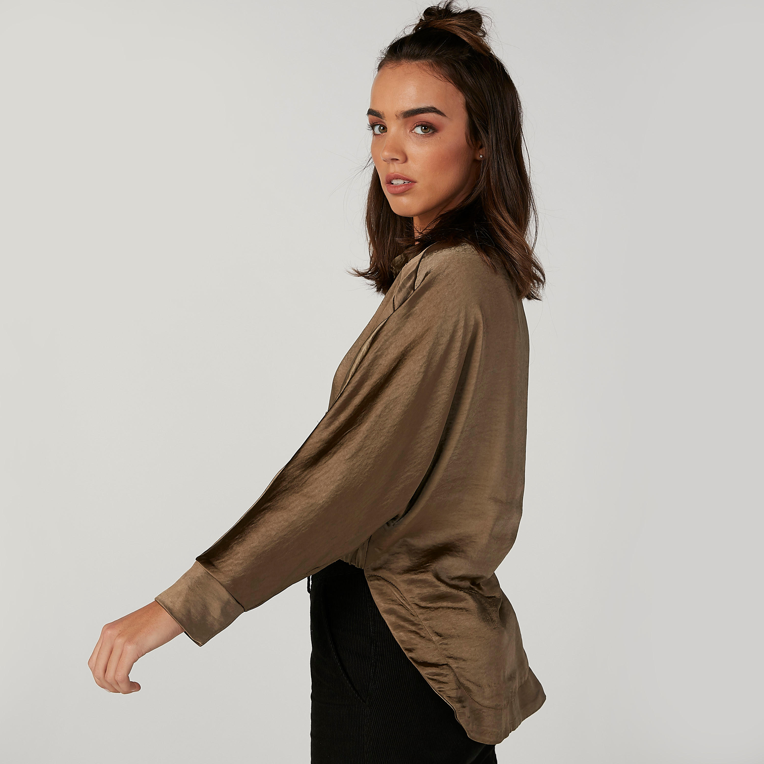 جاكيت سادة بأكمام طويلة وحواف غير مستوية-women-winterwear-coatsandjackets-jackets-image-3