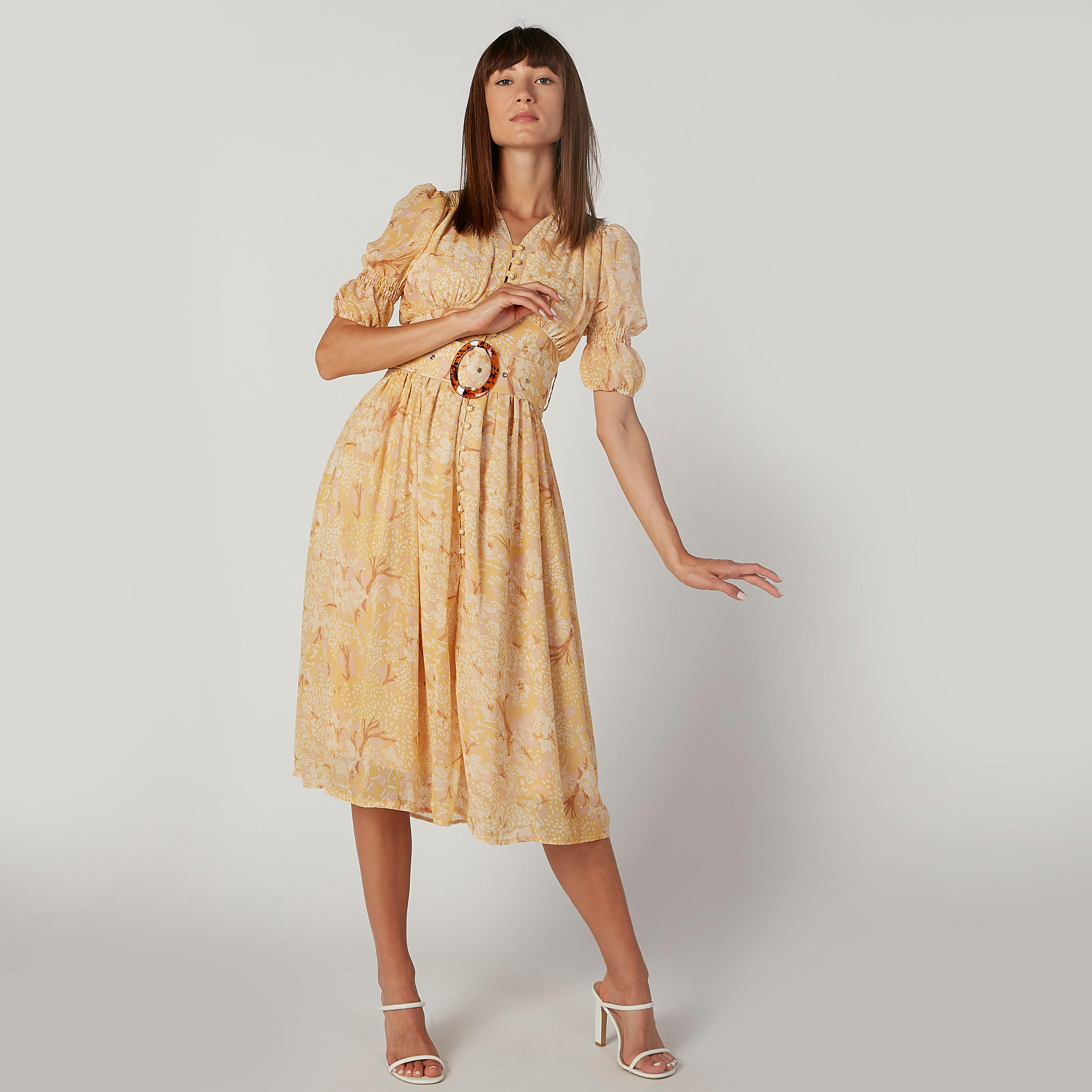 فستان ميدي بياقة V وأكمام قصيرة وطبعات زهرية-women-clothing-dresses-image-1