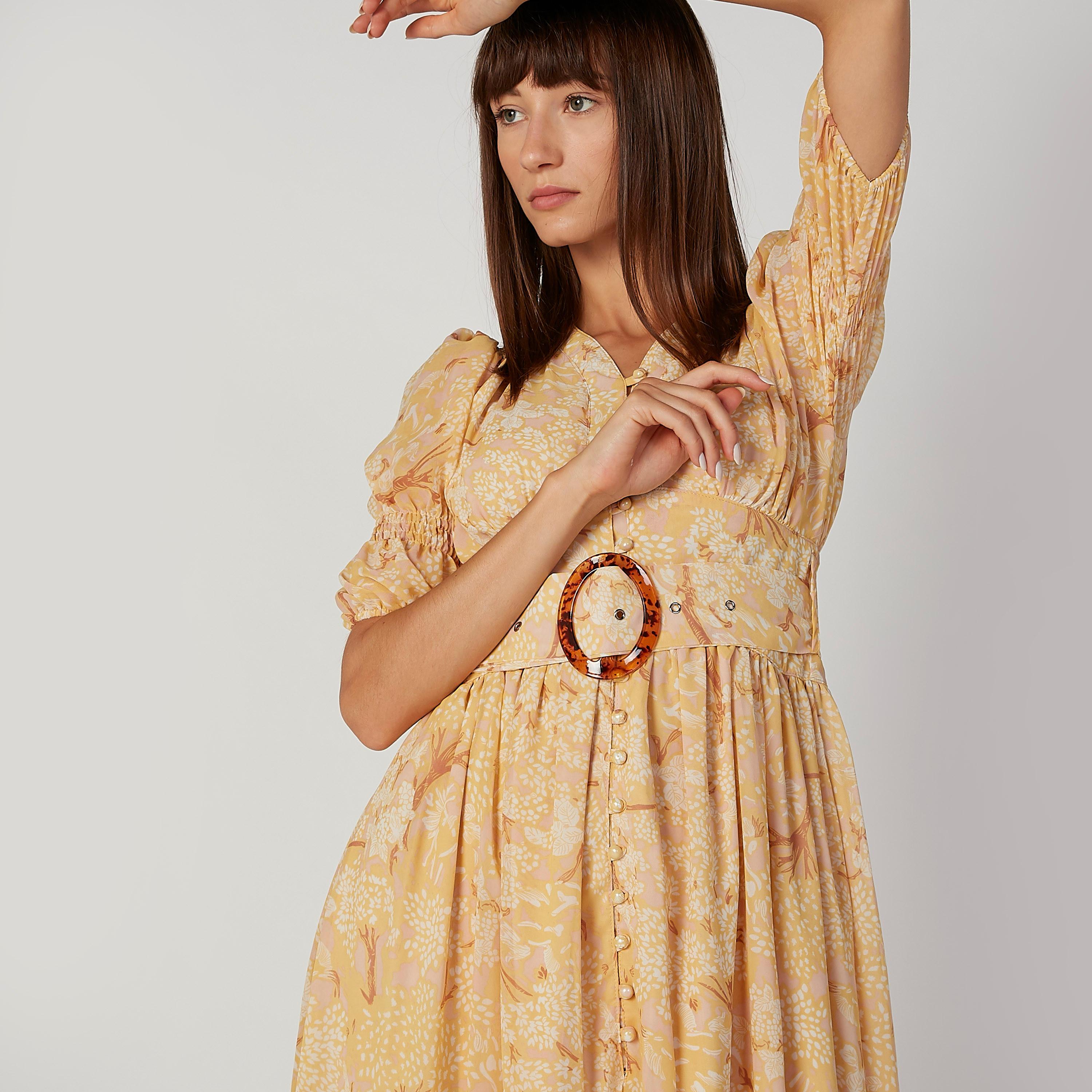 فستان ميدي بياقة V وأكمام قصيرة وطبعات زهرية-women-clothing-dresses-image-5
