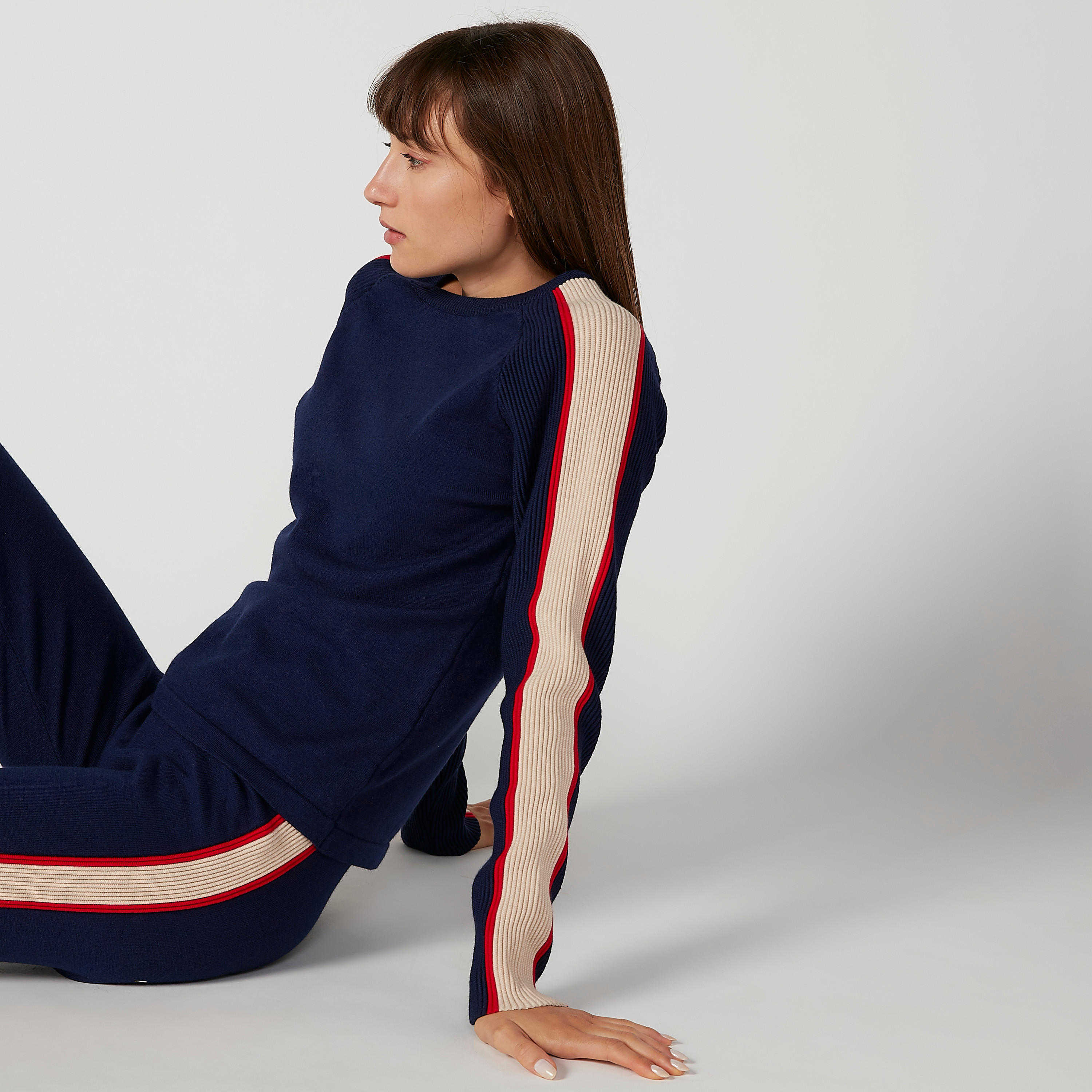 Textured Sweater with Round Neck and Long Sleeves-women-clothing-cardigansandjumpers-jumpers-image-3