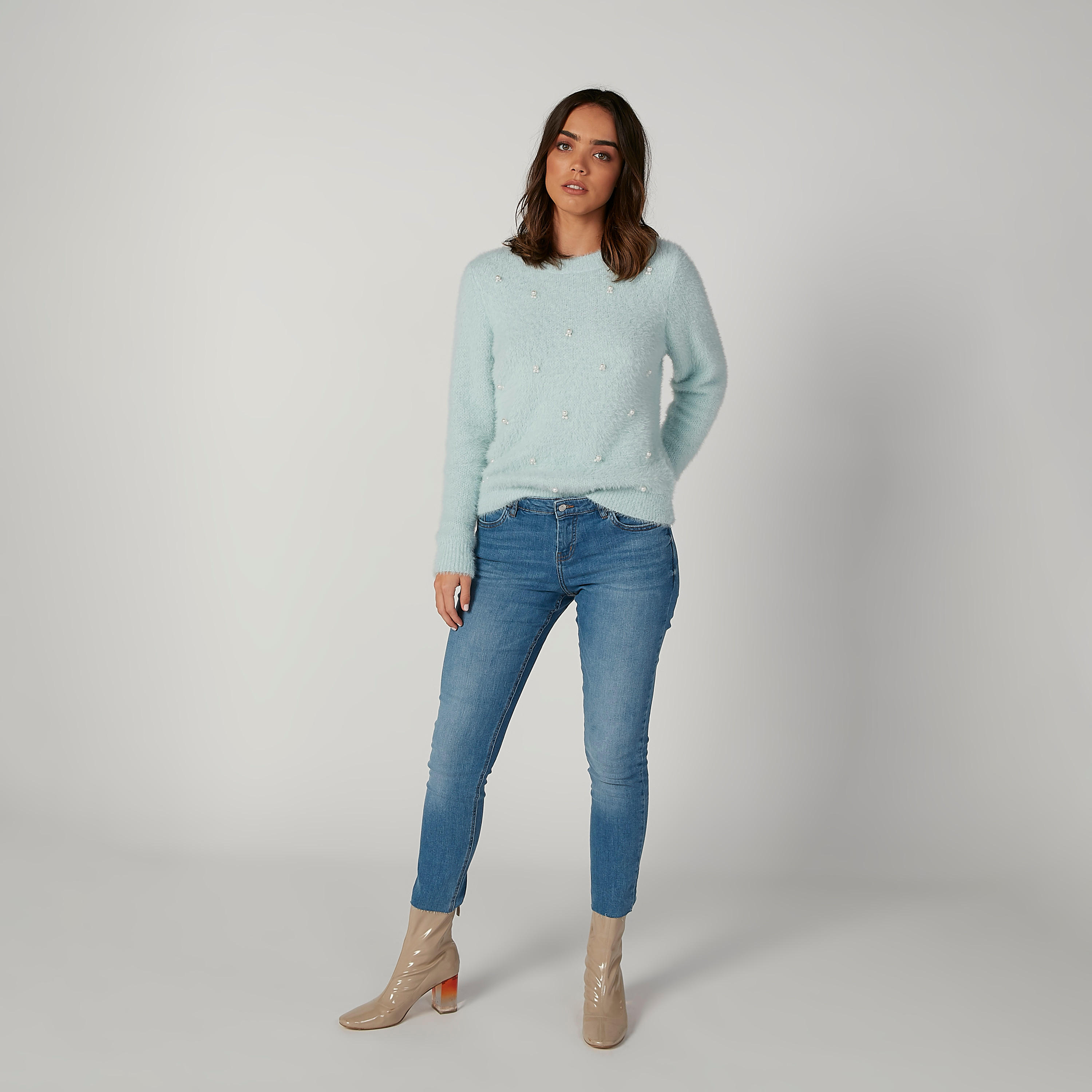 كنزة بارزة الملمس بياقة مستديرة وتفاصيل لؤلؤ-women-clothing-cardigansandjumpers-jumpers-image-3