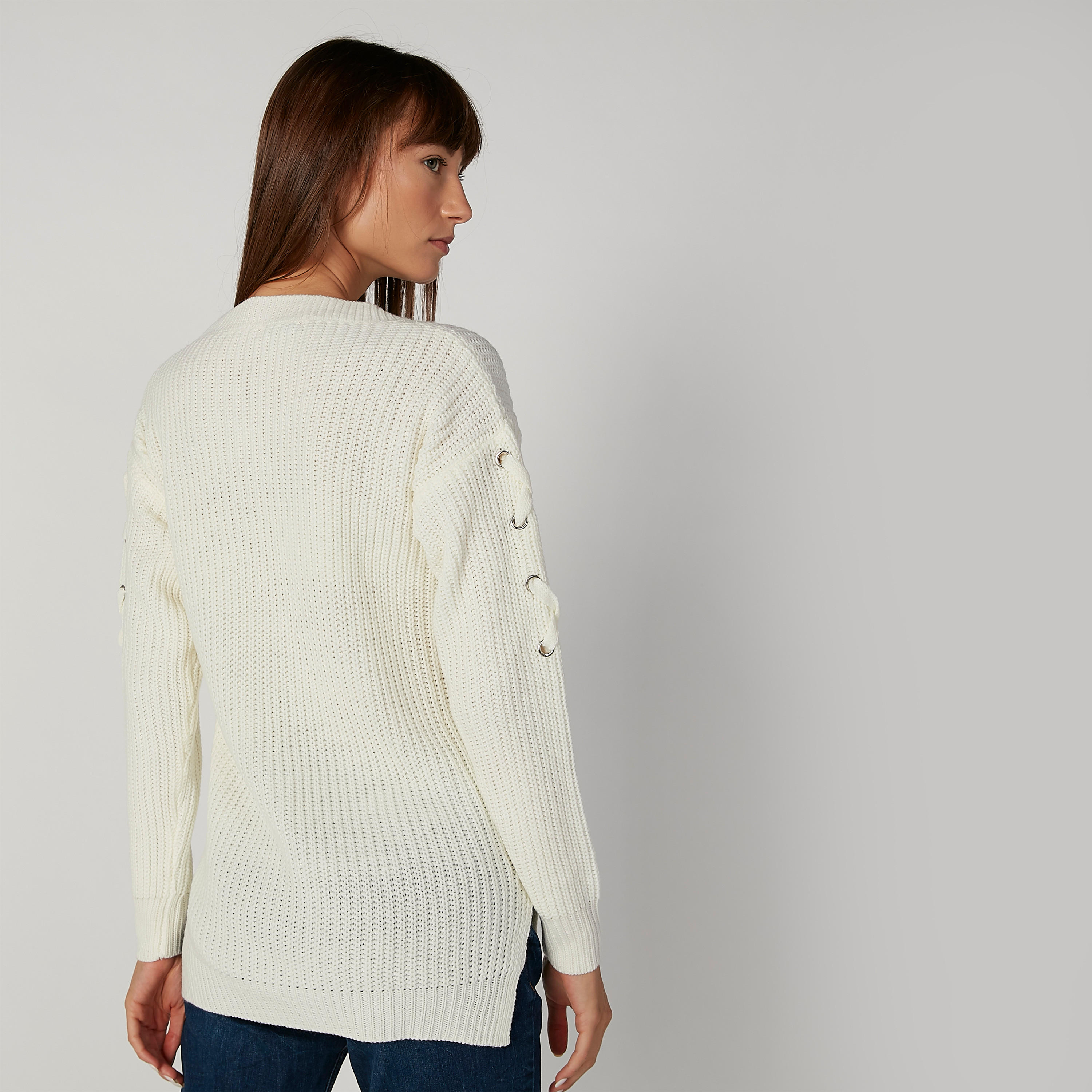 كنزة بأكمام طويلة وياقة مستديرة وتفاصيل لؤلؤ-women-clothing-cardigansandjumpers-jumpers-image-2