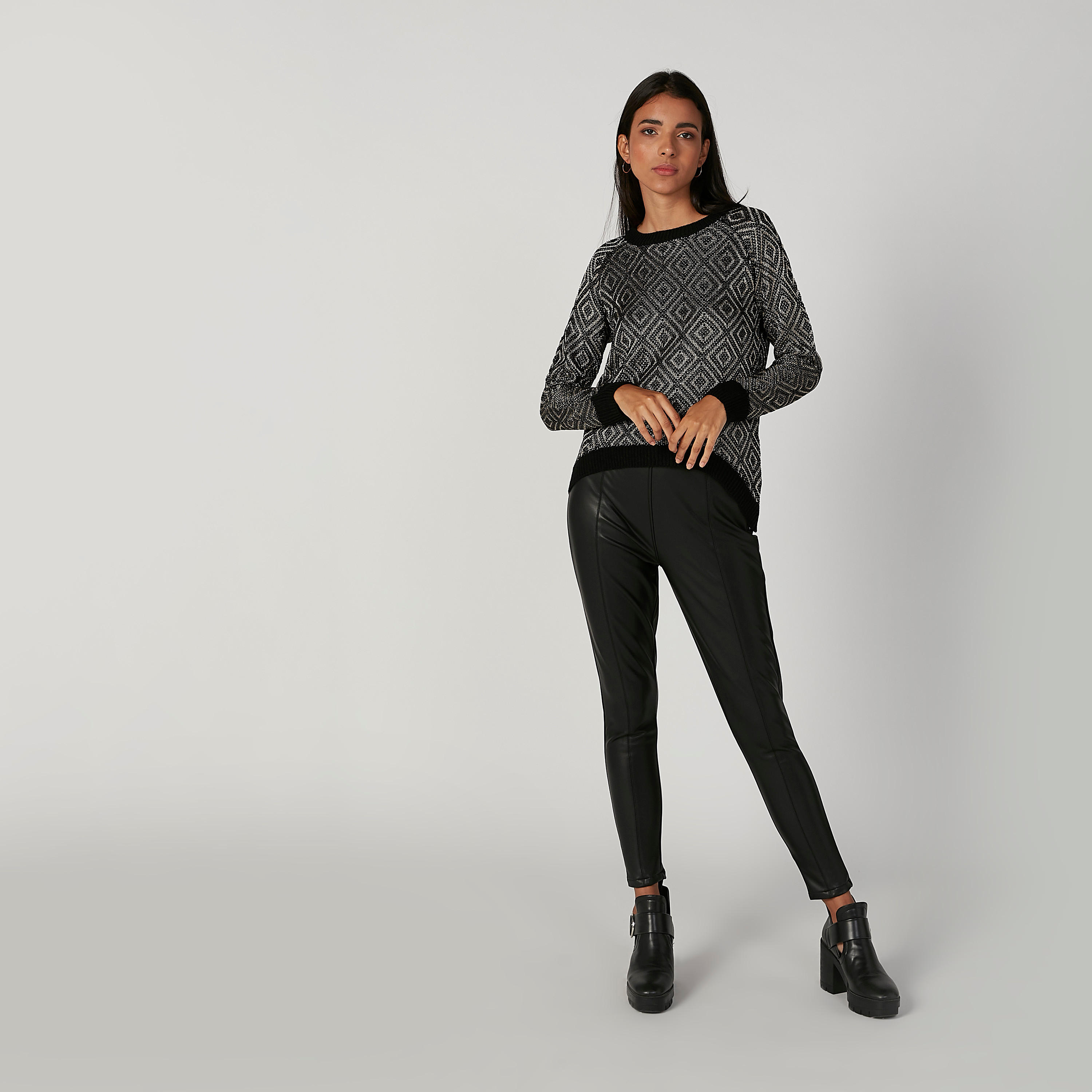 كنزة بارزة الملمس بأكمام مغايرة وياقة مستديرة-women-clothing-cardigansandjumpers-jumpers-image-4