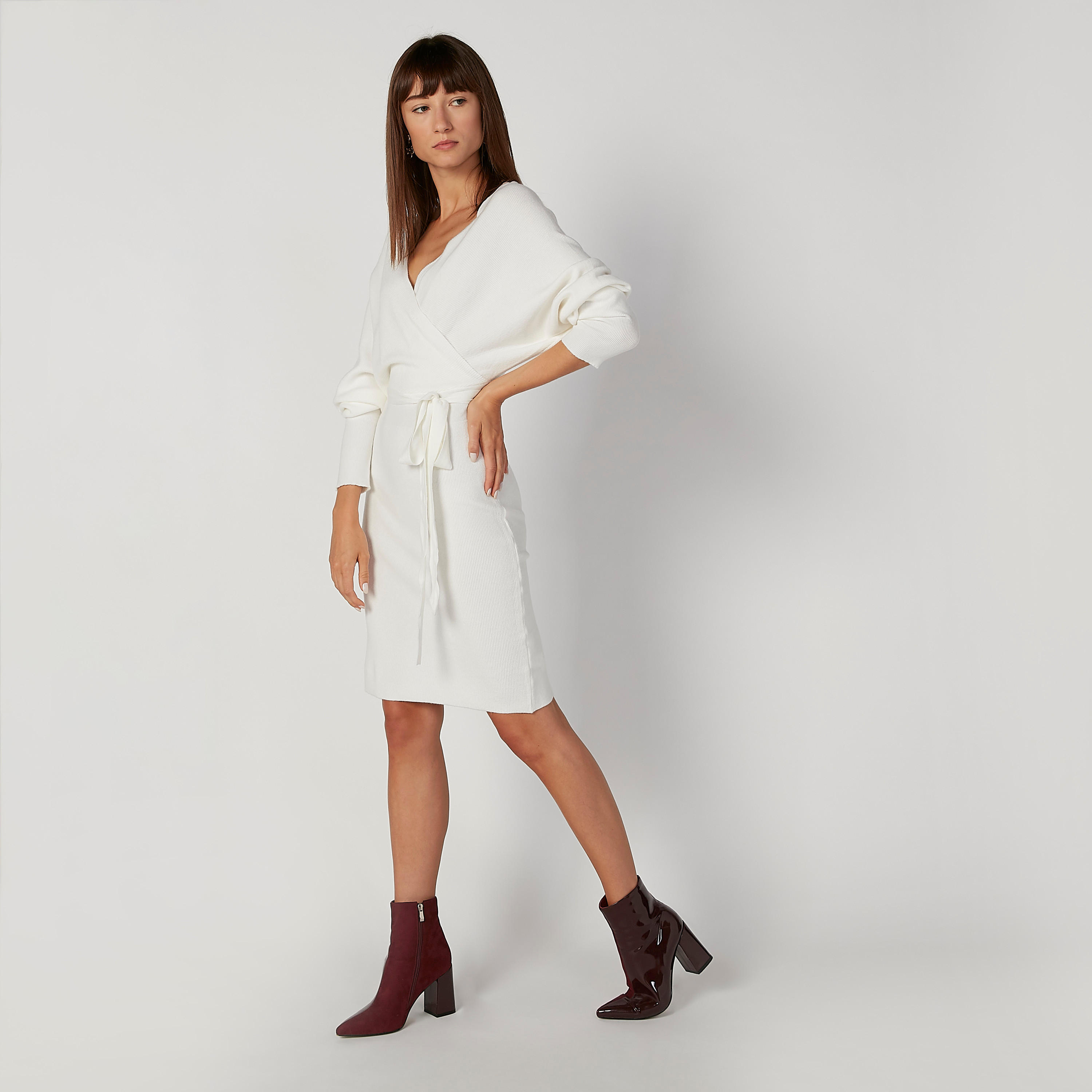 فستان ميدي بارز الملمس بقصّة ضيقة وأكمام طويلة وأربطة-women-clothing-dresses-image-4