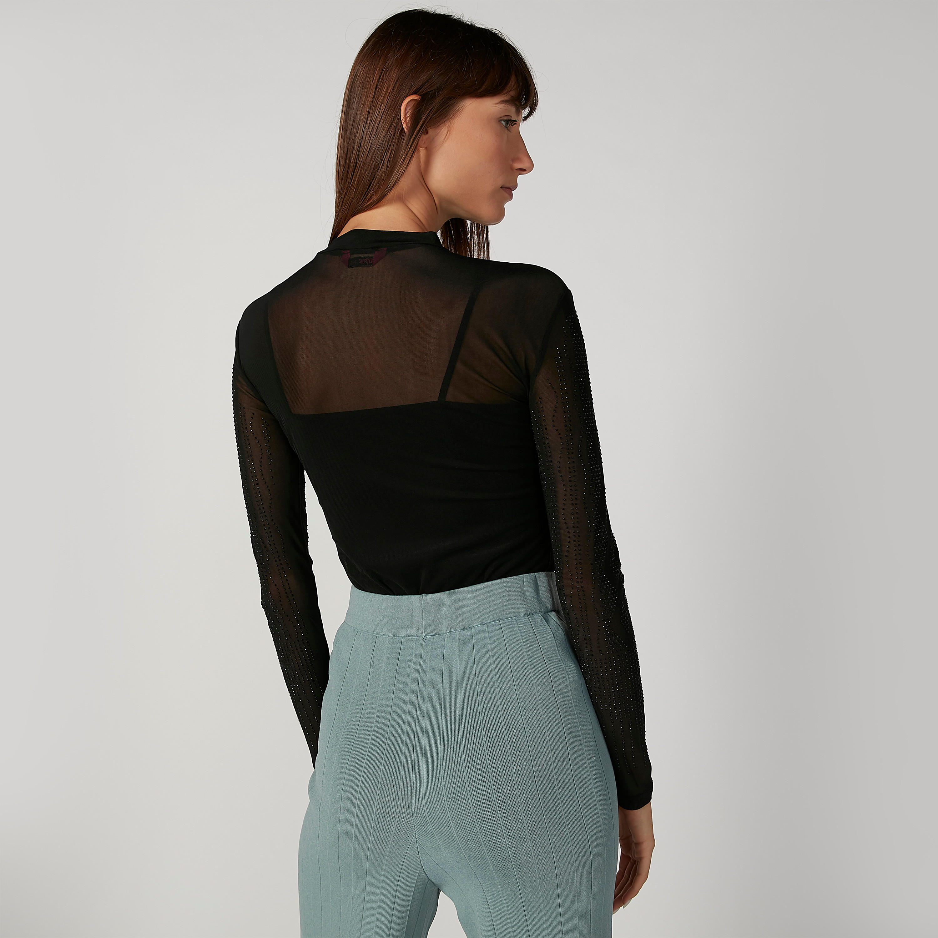 بلوزة مزيّنة بياقة عالية وأكمام طويلة-women-clothing-shirtsandblouses-blouses-image-2